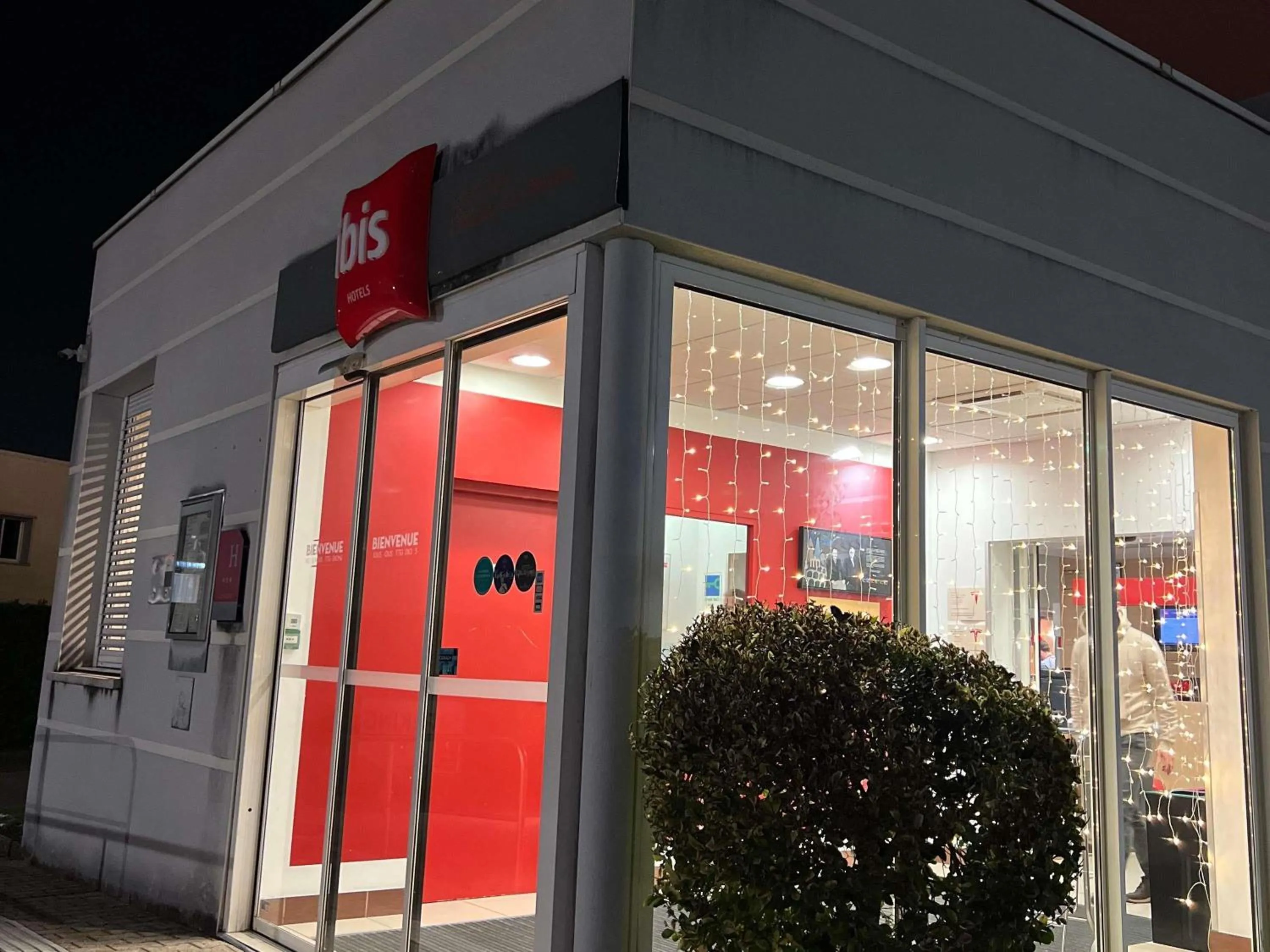 Property building in IBIS Lyon Sud Chasse Sur Rhône