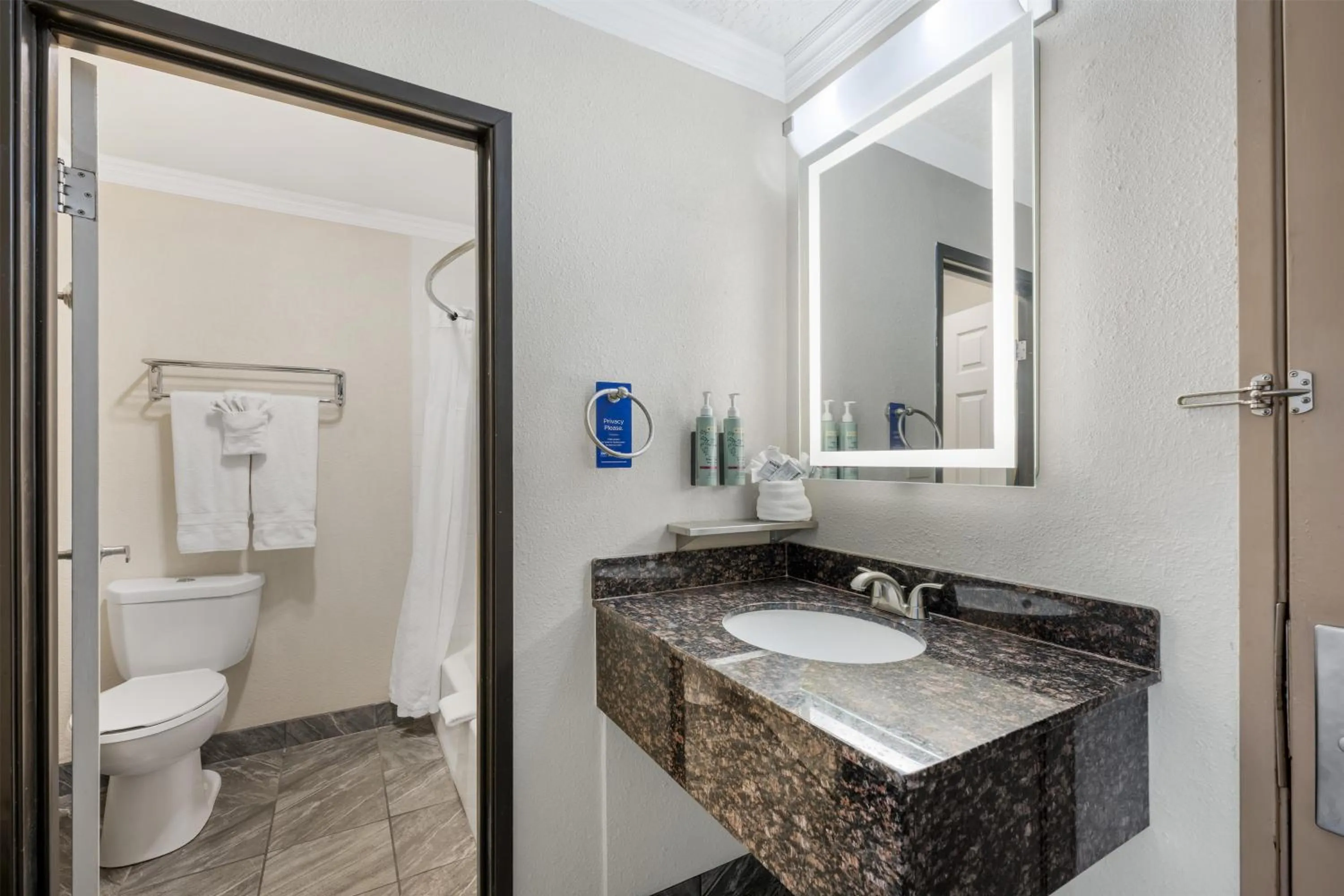 Photo of the whole room in Best Western Airport Albuquerque InnSuites Hotel & Suites