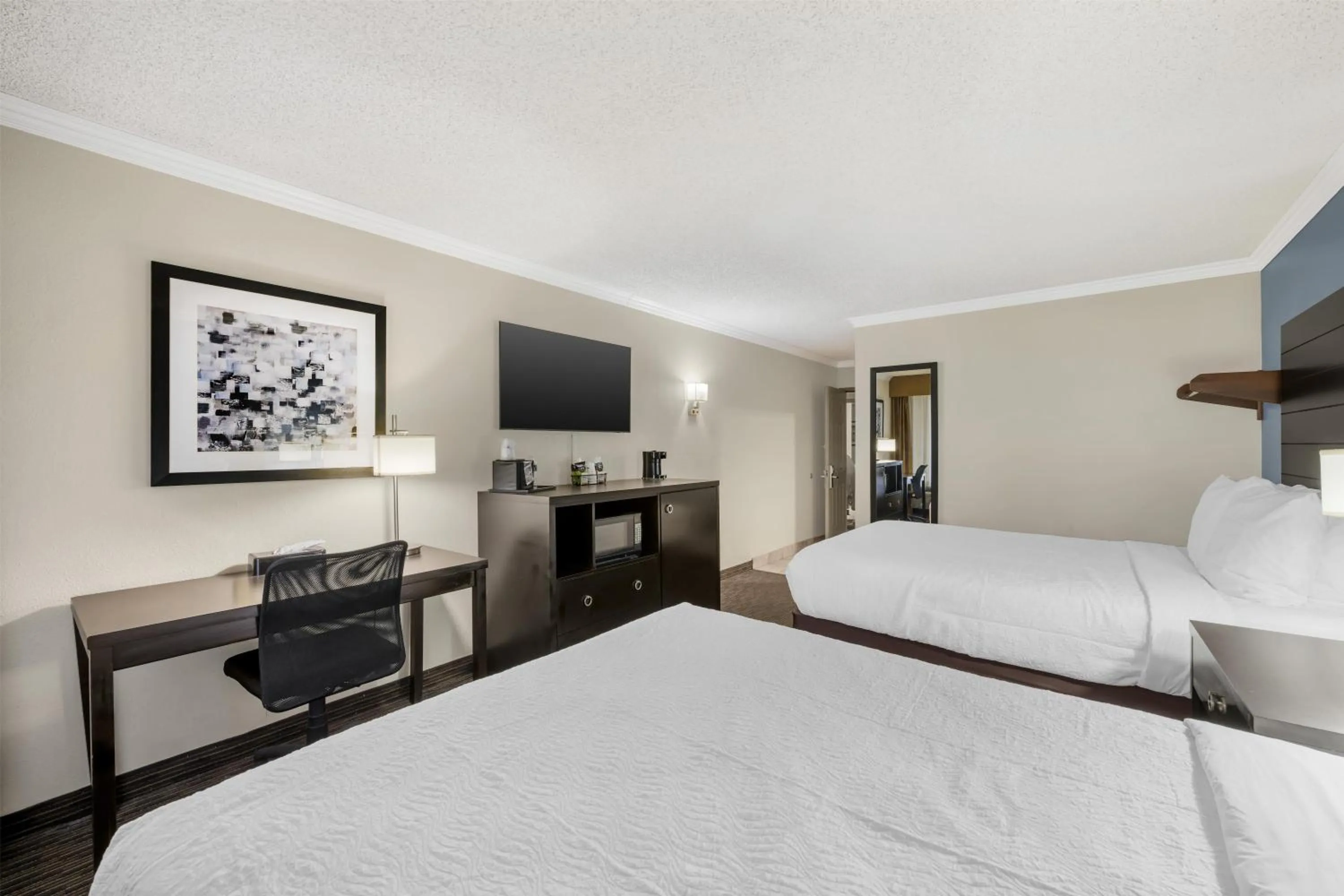 Bedroom, Bed in Best Western Airport Albuquerque InnSuites Hotel & Suites