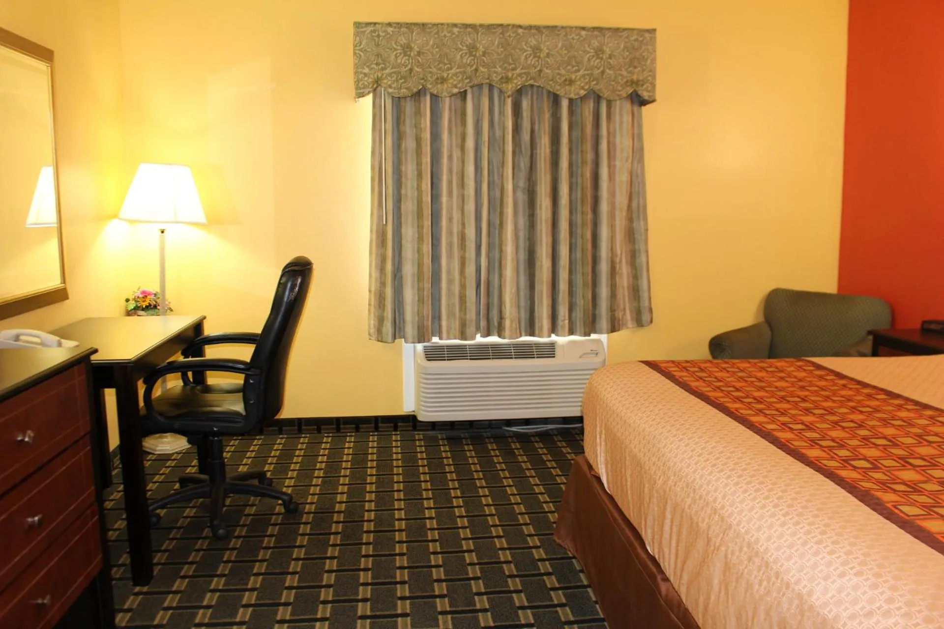Bedroom, Bed in Magnolia Inn and Suites Southaven