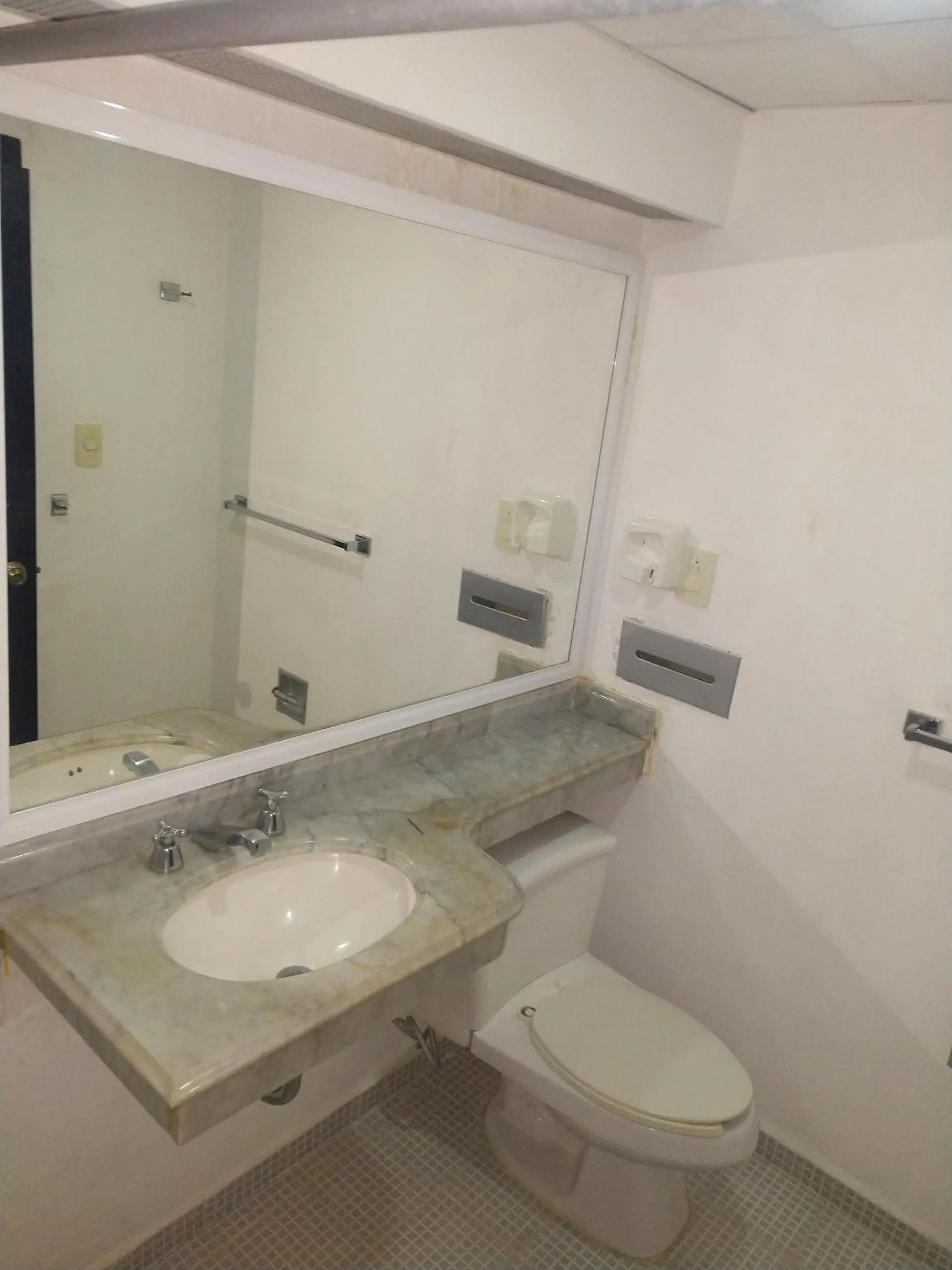 Bathroom in Hotel Maya Tabasco