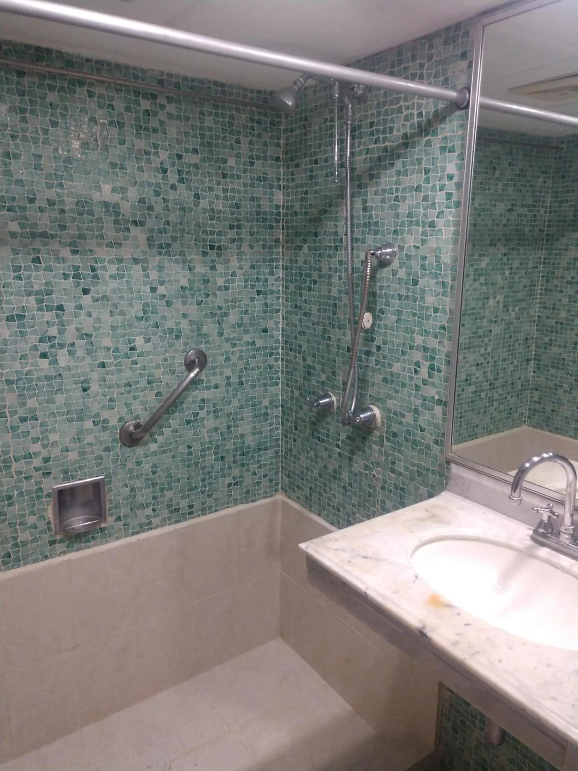 Bathroom in Hotel Maya Tabasco