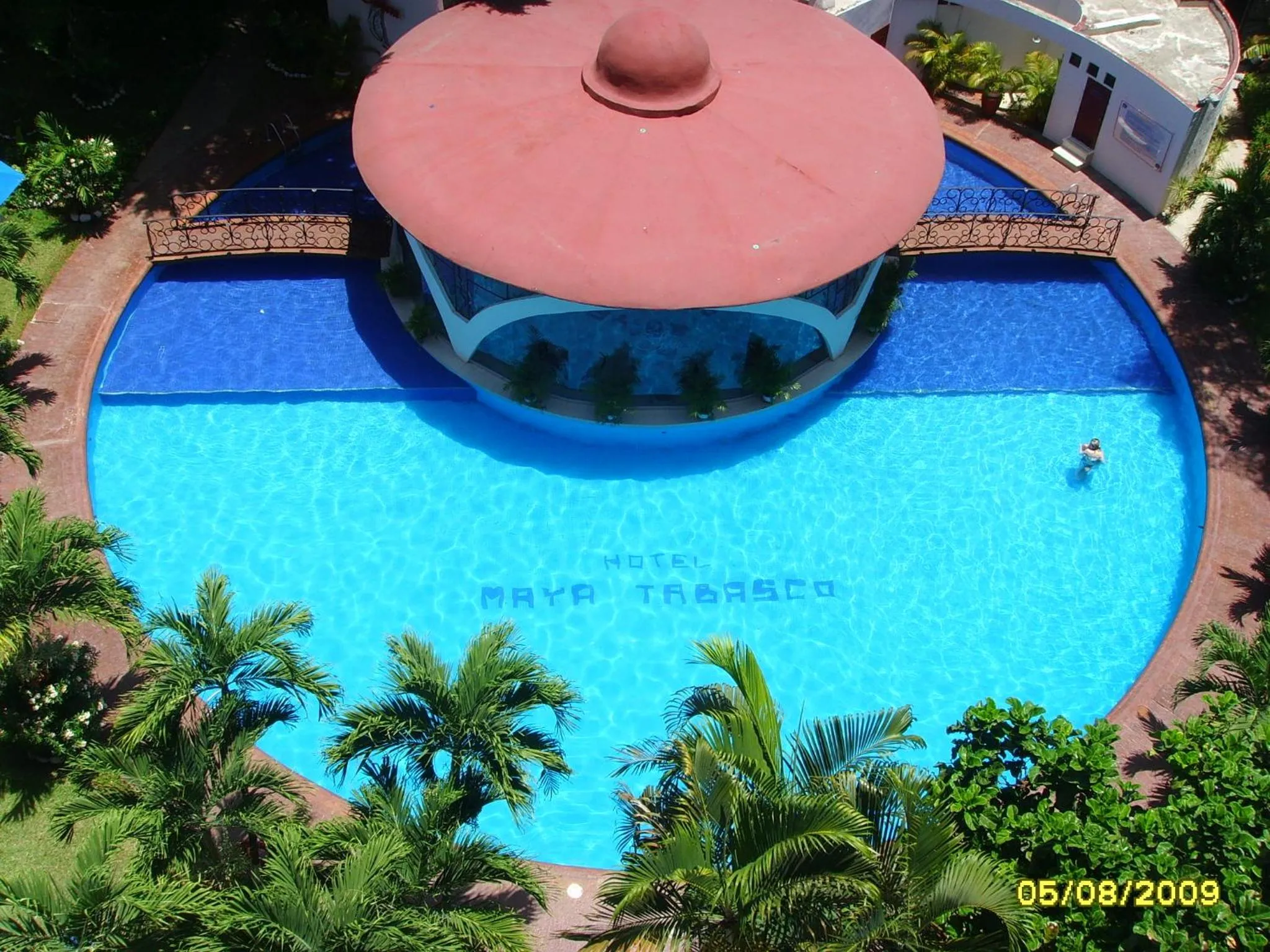 Pool view in Hotel Maya Tabasco