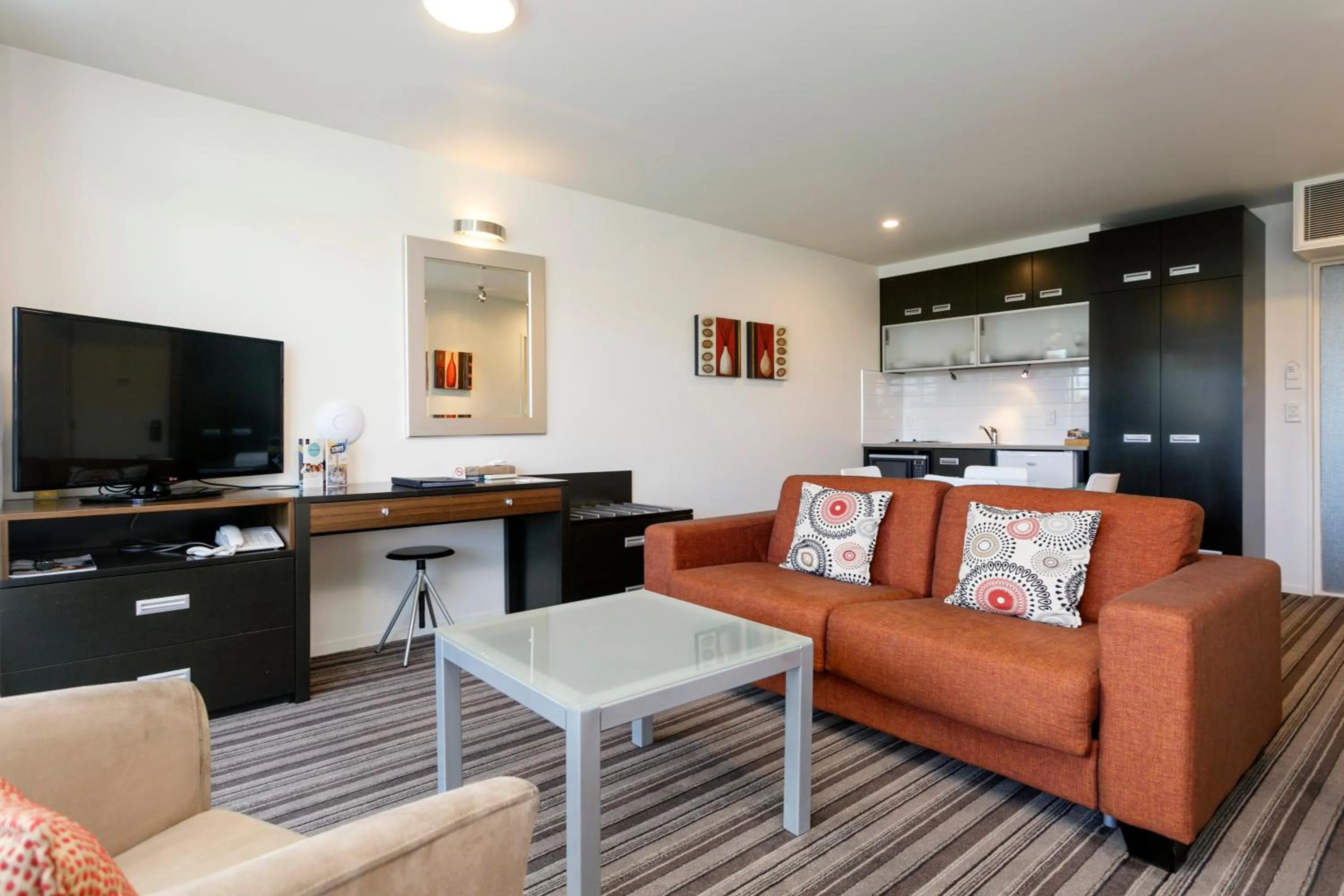 Kitchen or kitchenette in The Reef Resort