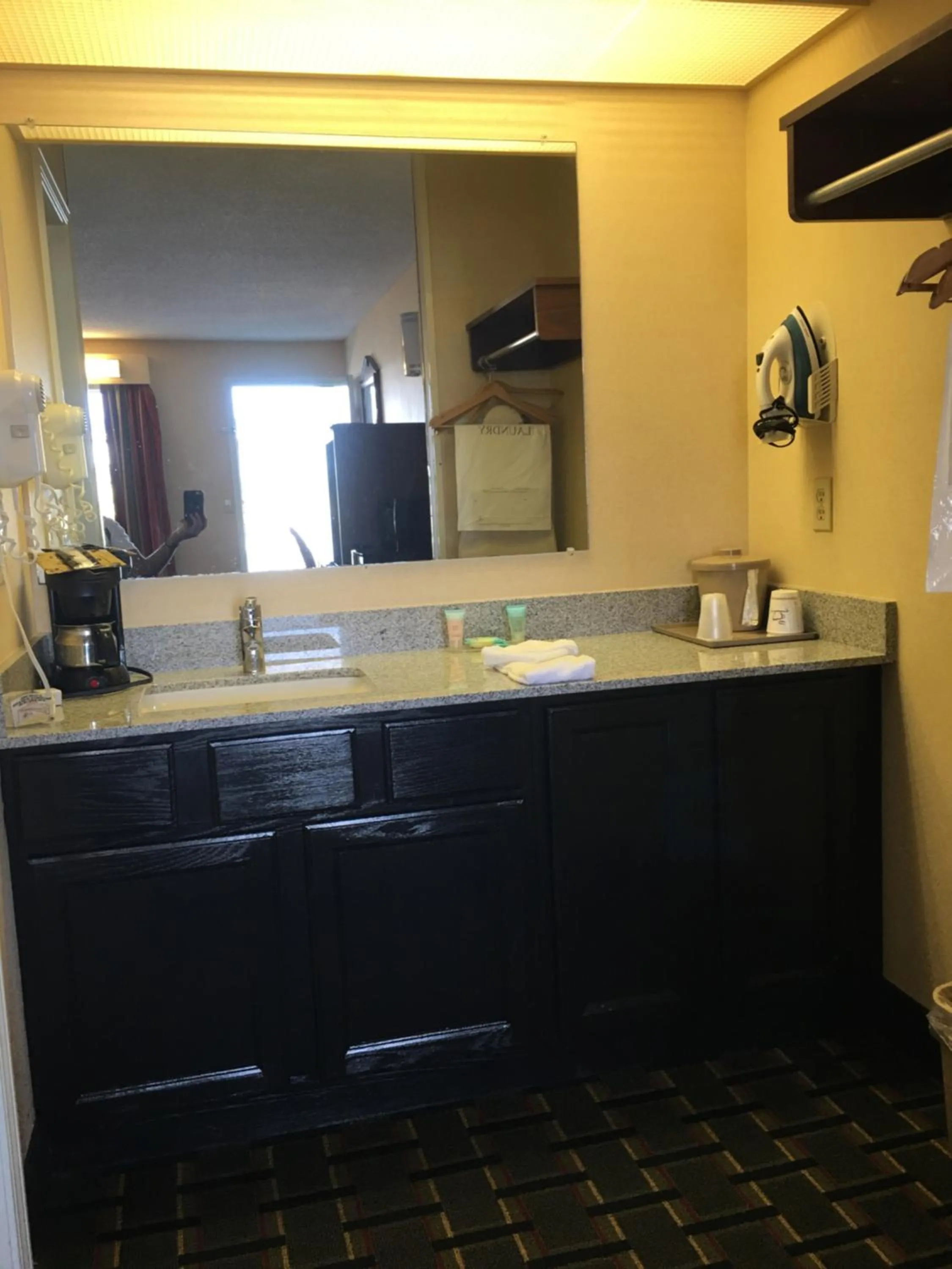 Property building in Jameson Inn Douglas