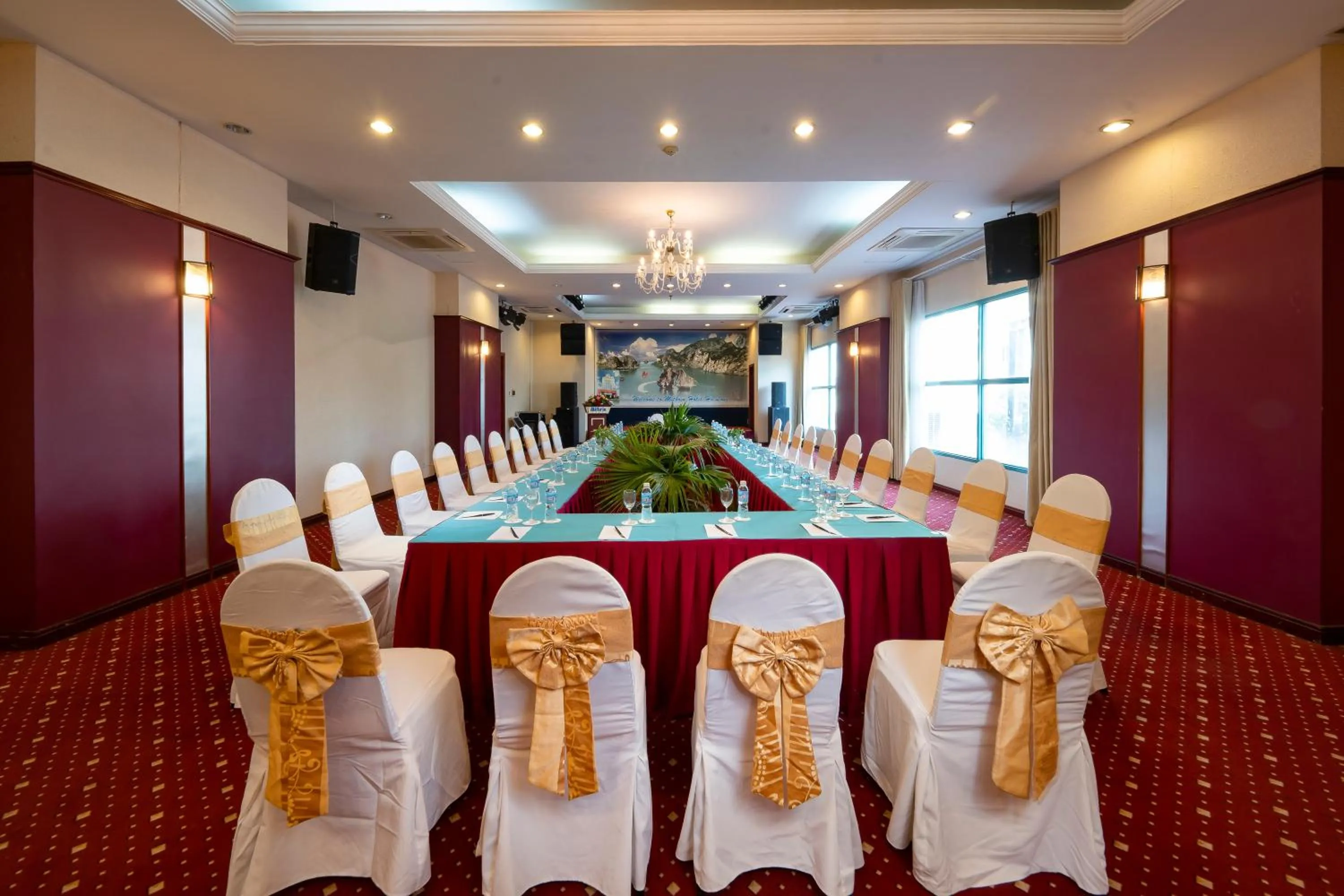 Meeting/conference room in Mithrin Hotel Halong