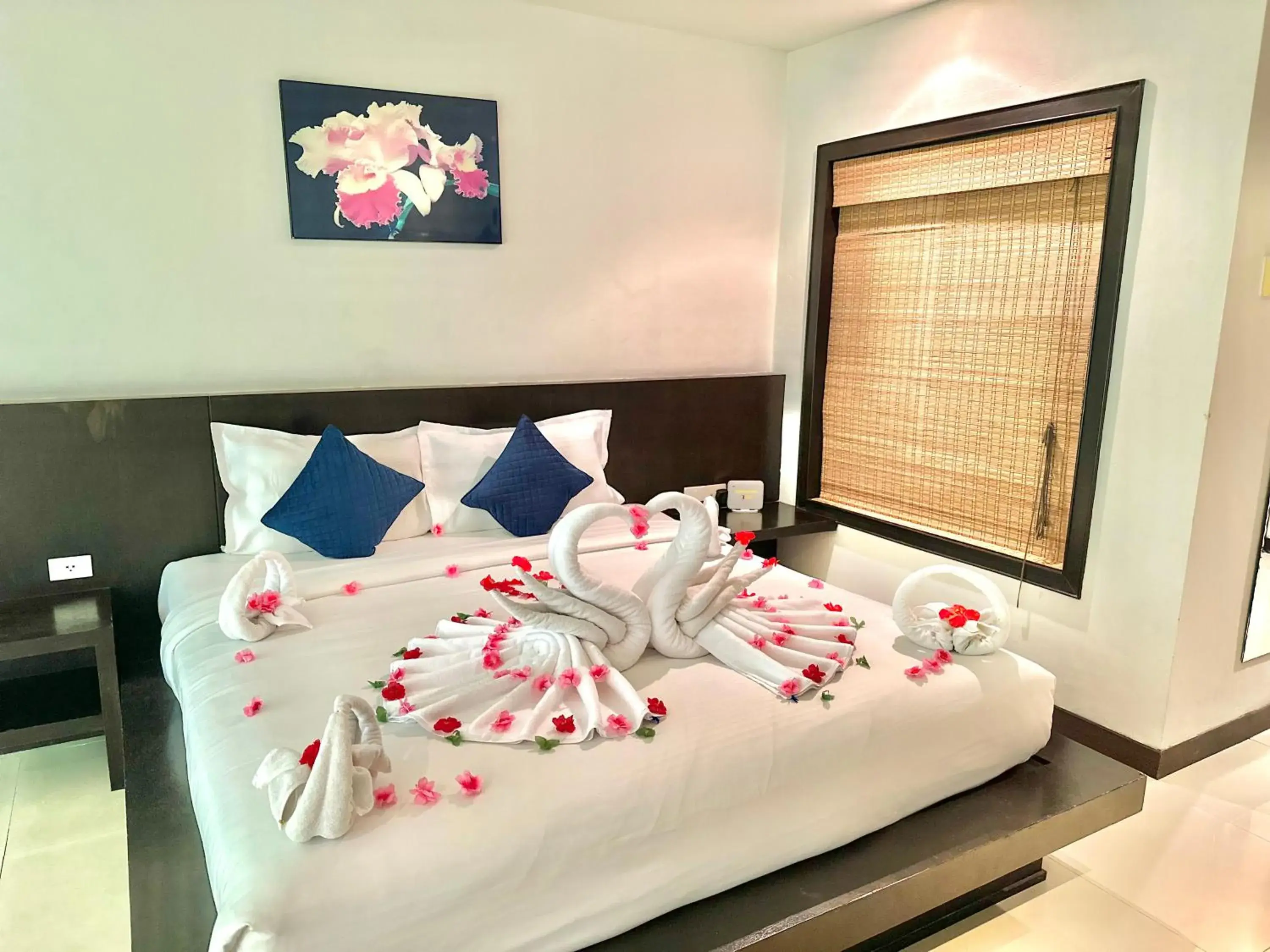 Deluxe Double Room in APK Resort Patong Deluxe Double Room in APK Resort Patong