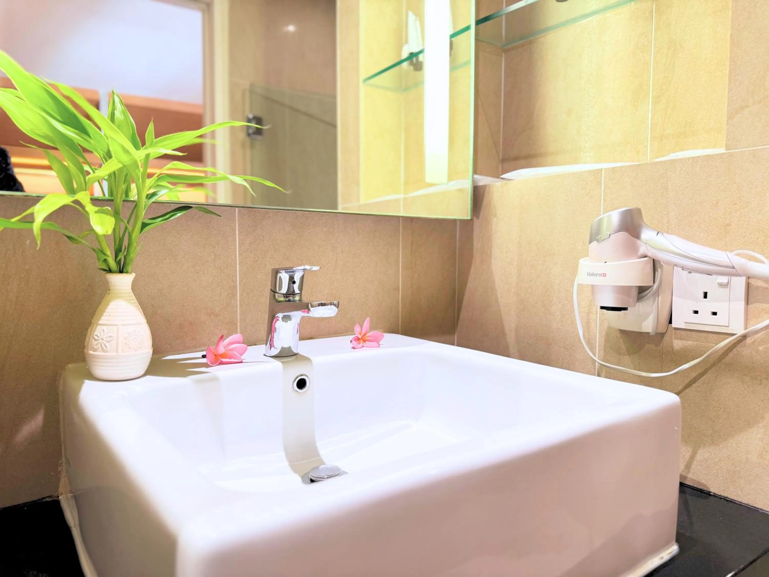 Bathroom in Bella Vista Waterfront Resort, Kuah Langkawi