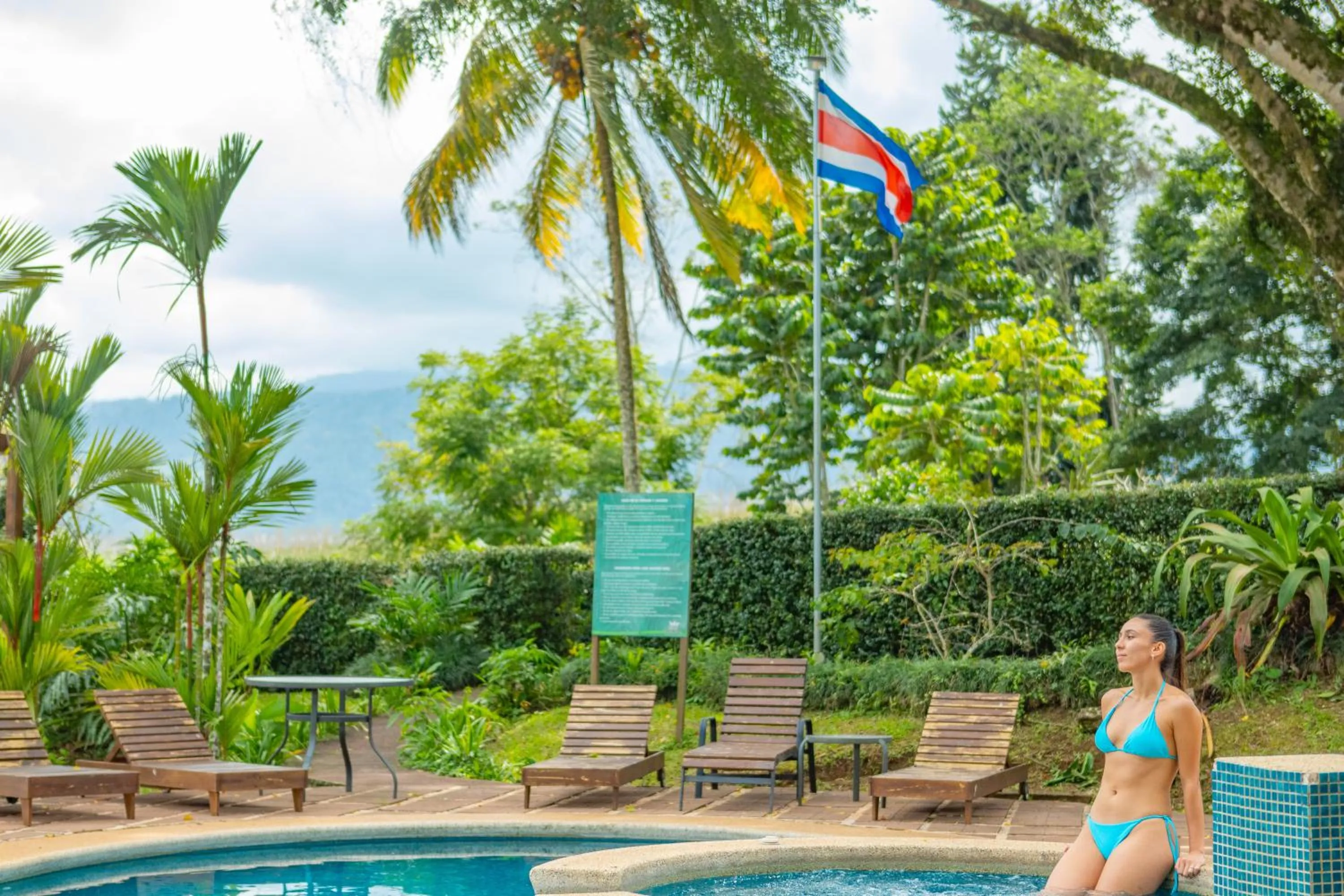 People in Hotel Villa Florencia