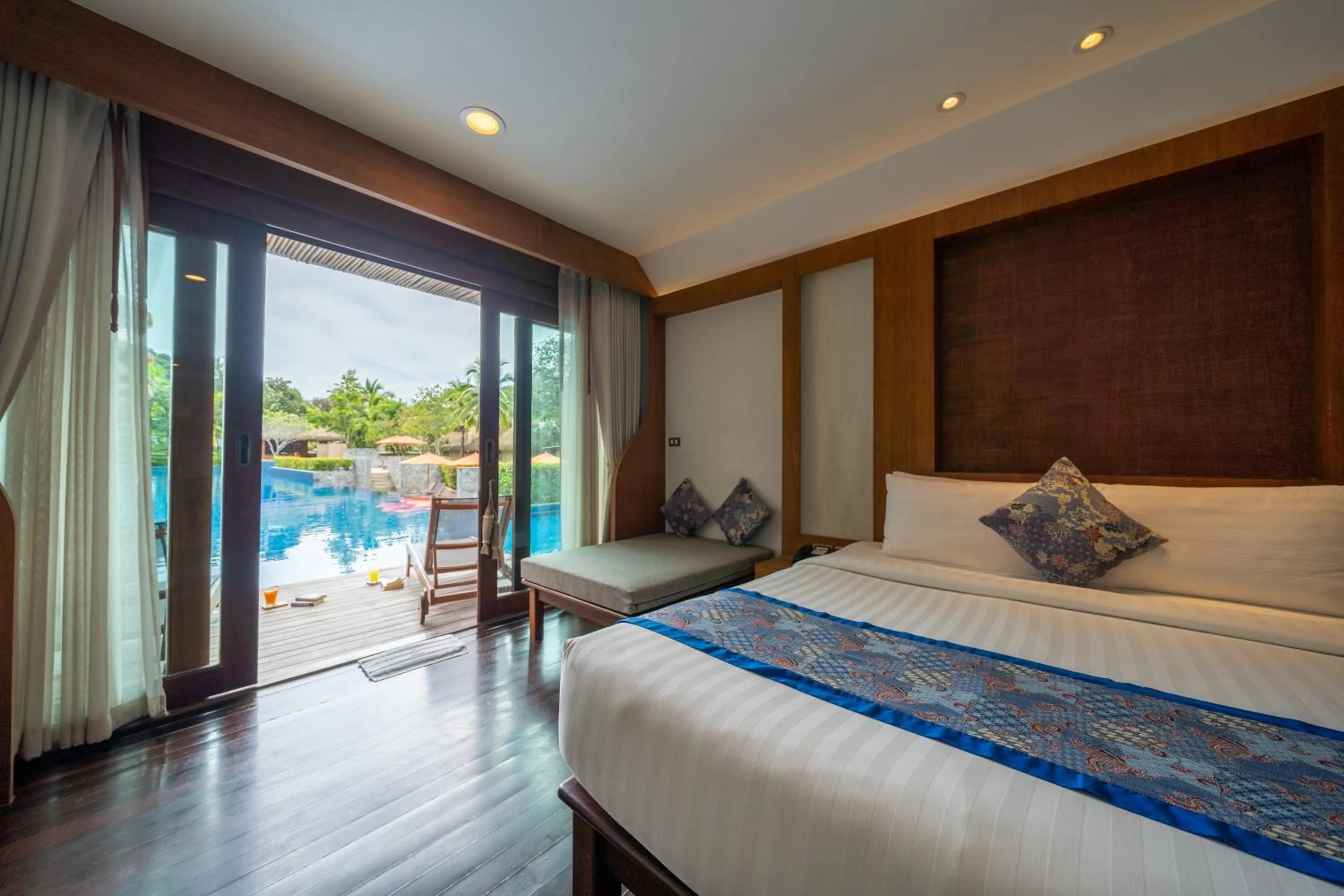 Bed in Tup Kaek Sunset Beach Resort-SHA Plus