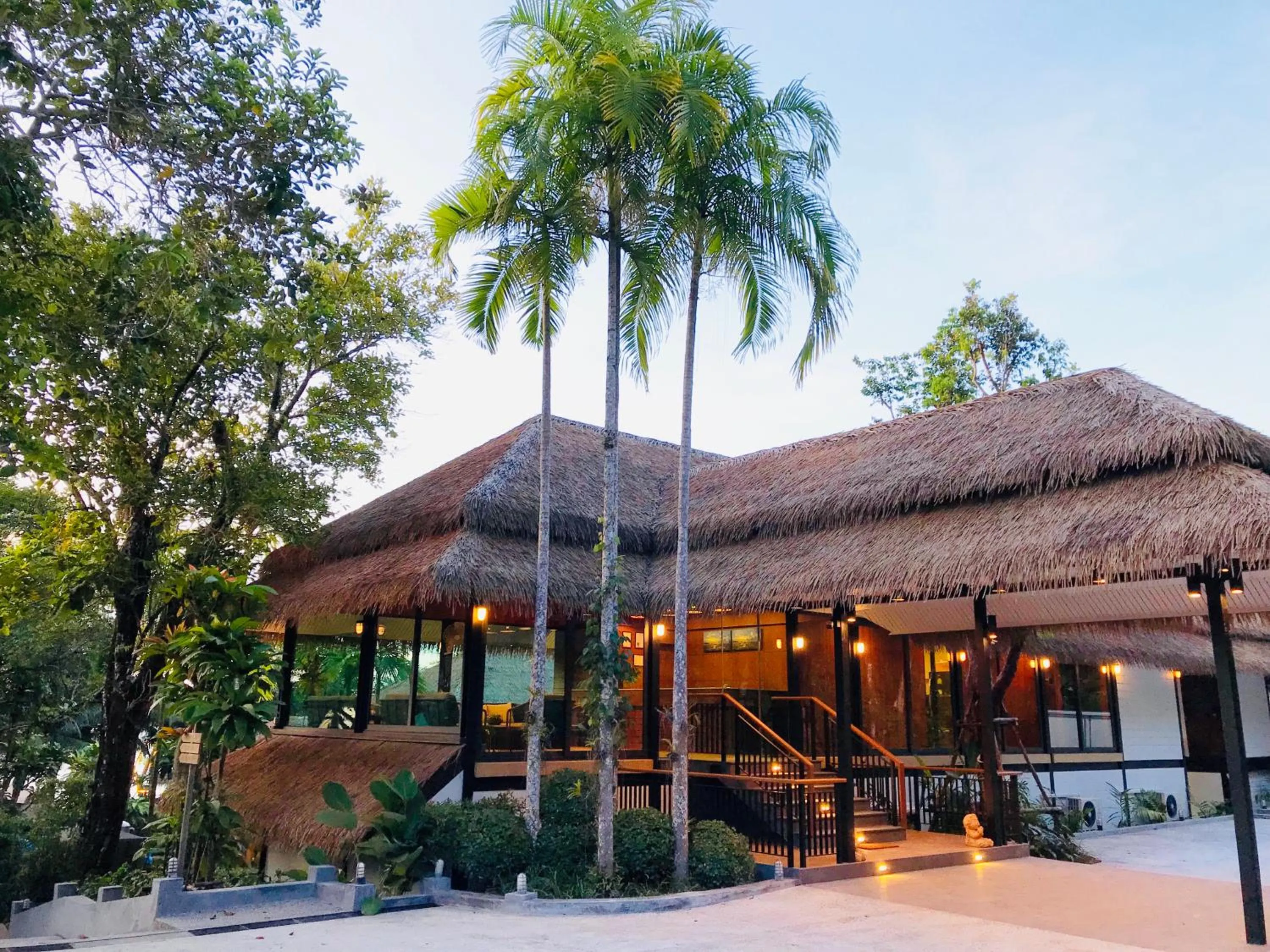 Lobby or reception in Tup Kaek Sunset Beach Resort-SHA Plus