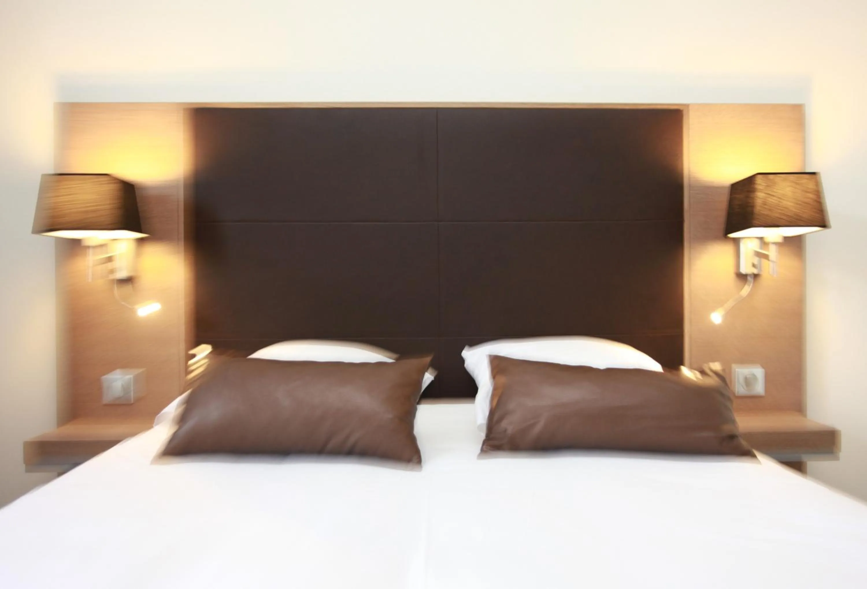 Bedroom, Bed in Hotel Restaurant du Centre et du Lauragais