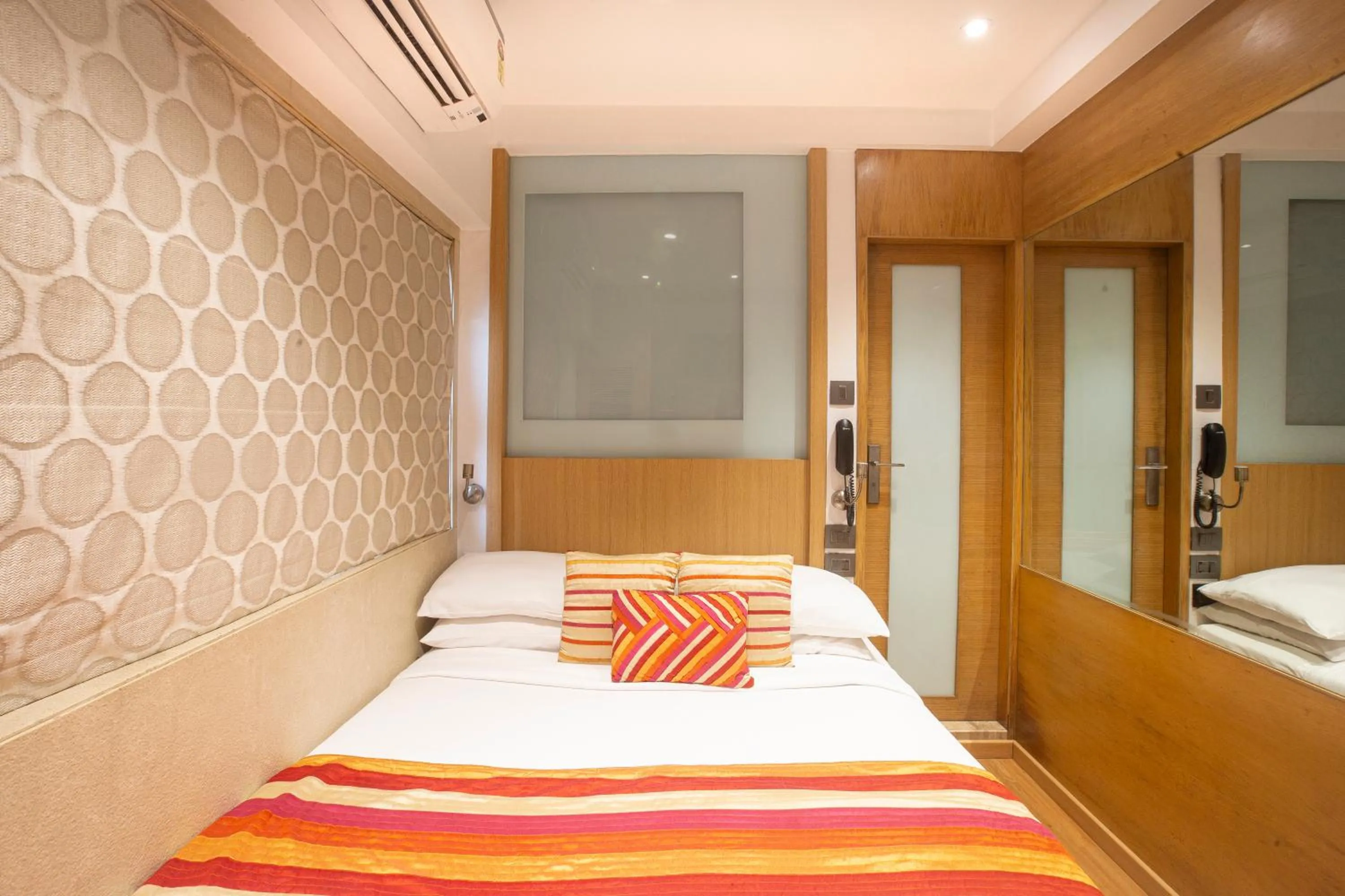 Bed in Hotel Bawa Continental