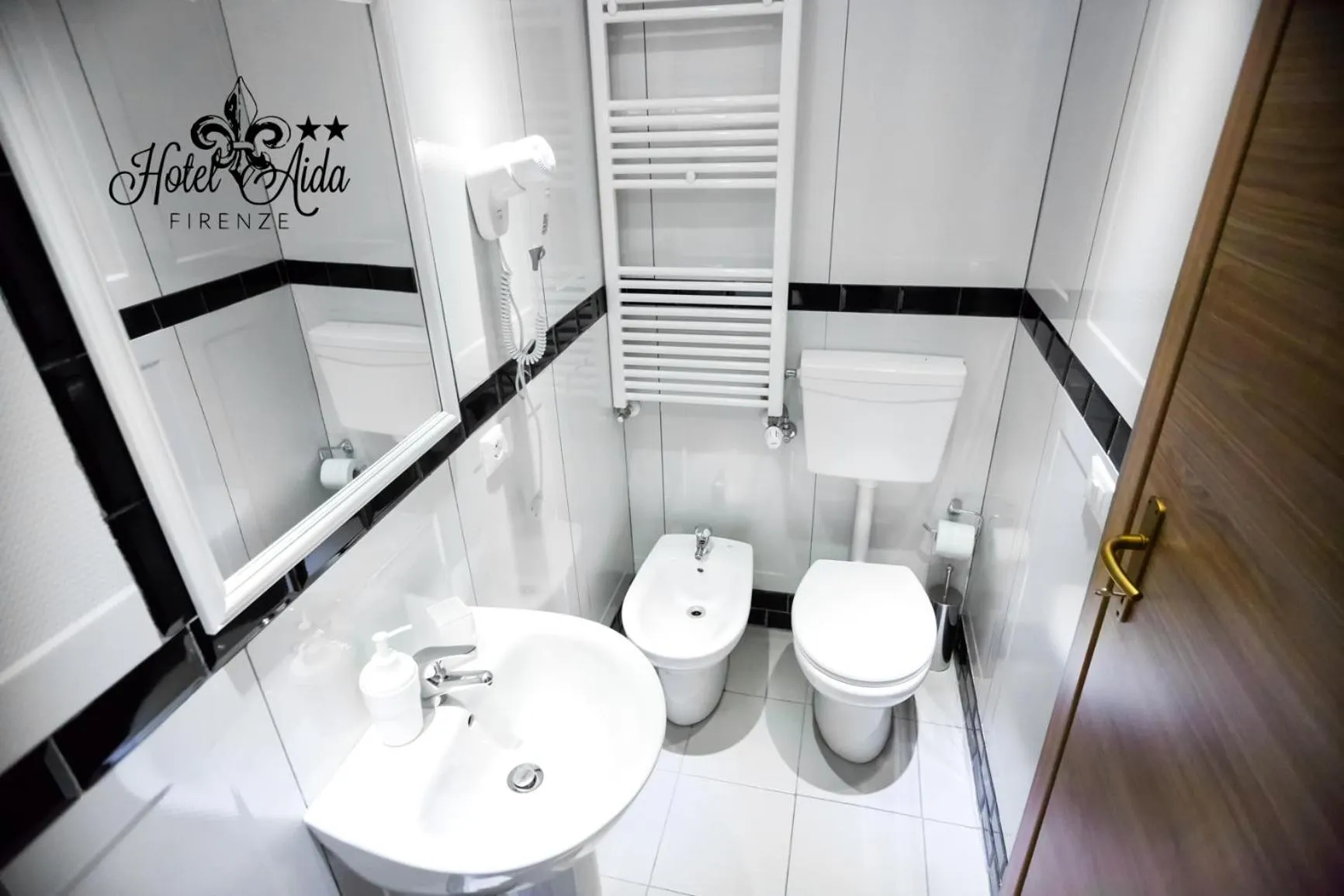 Photo of the whole room in Hotel Aida