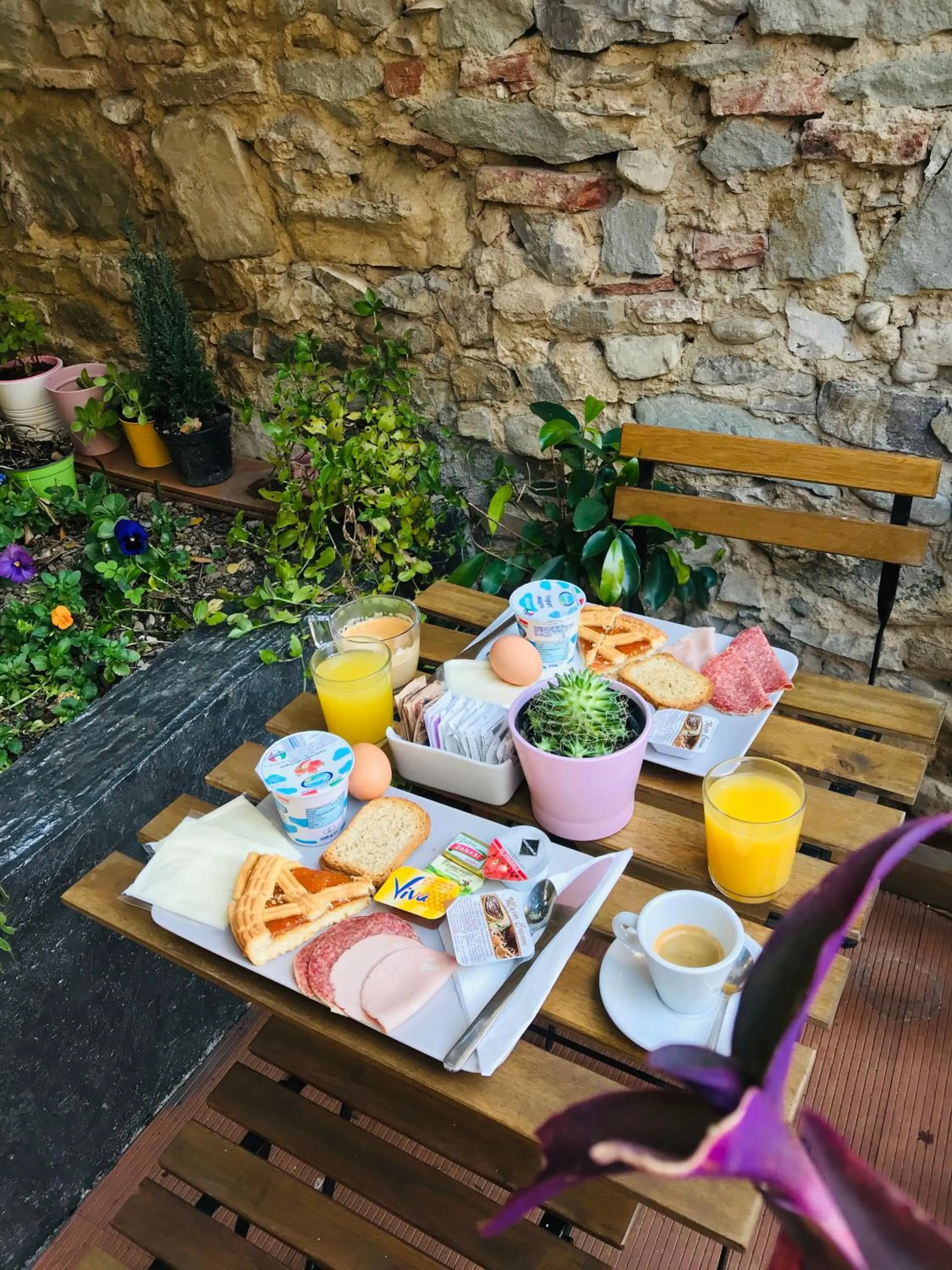 Food and drinks in Hotel Aida