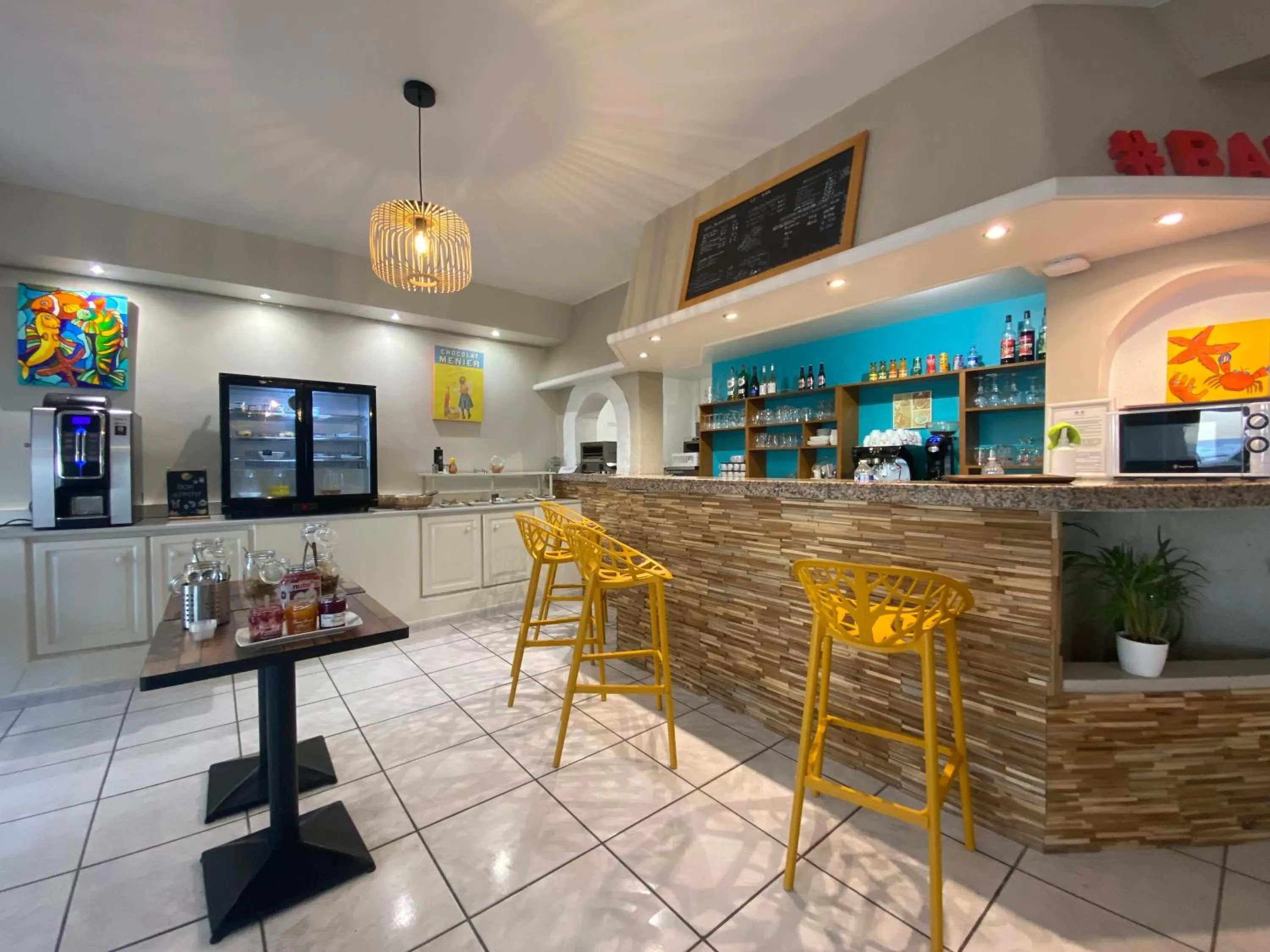 Lounge or bar in Hotel Saint Georges, Face à la mer