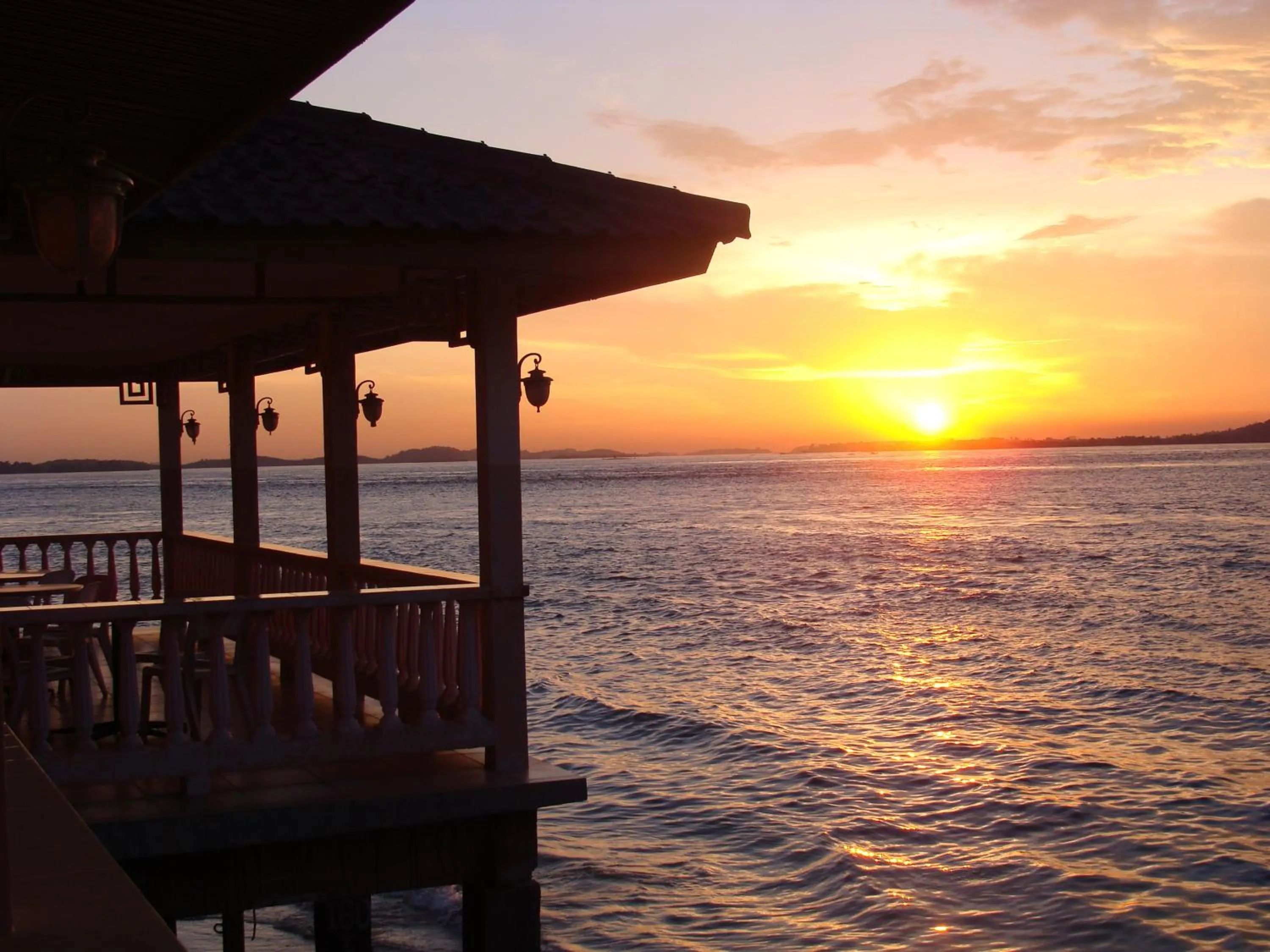 Restaurant/places to eat in KTM Resort Batam