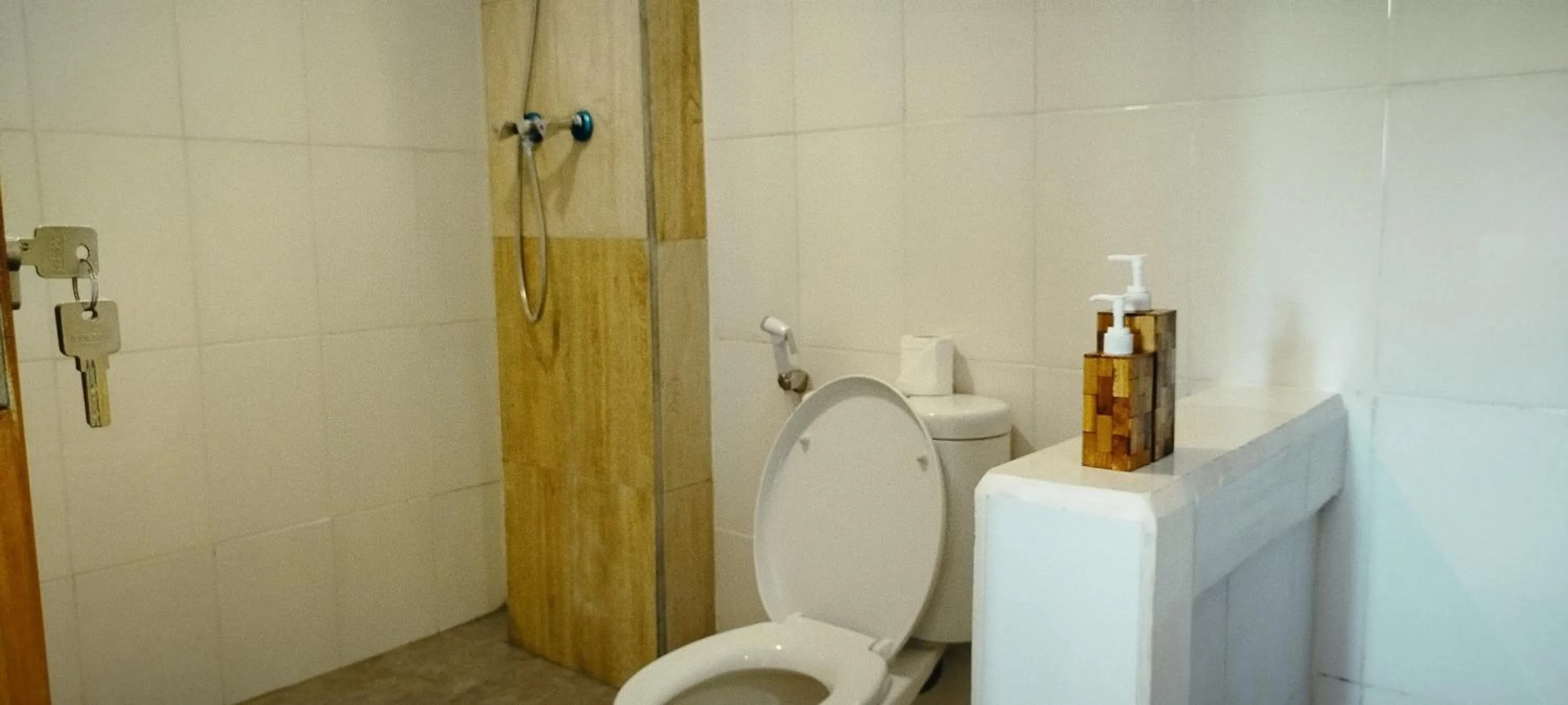 Shower in Rumah Roda