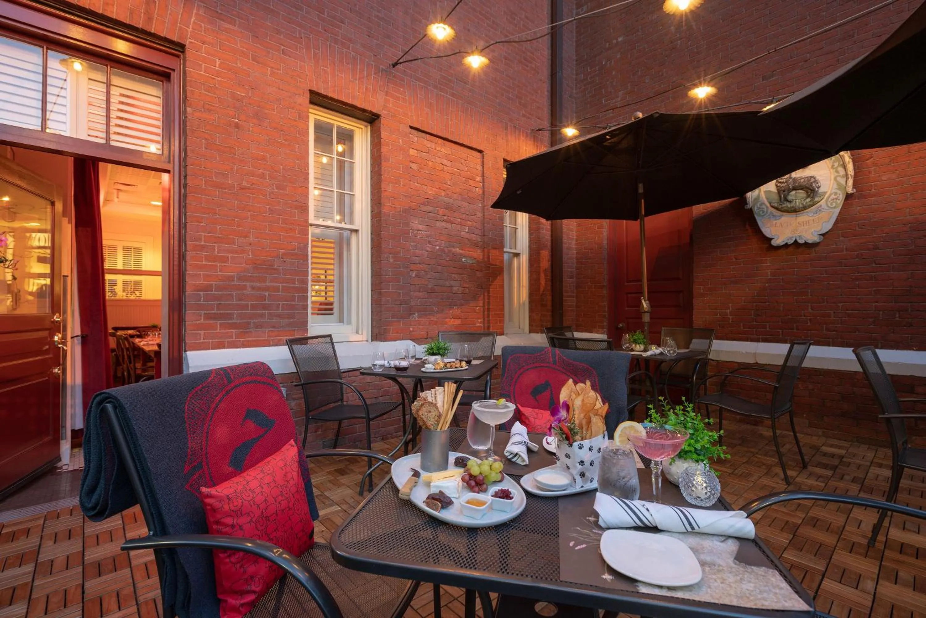 Restaurant/places to eat in The Kendall Hotel at the Engine 7 Firehouse