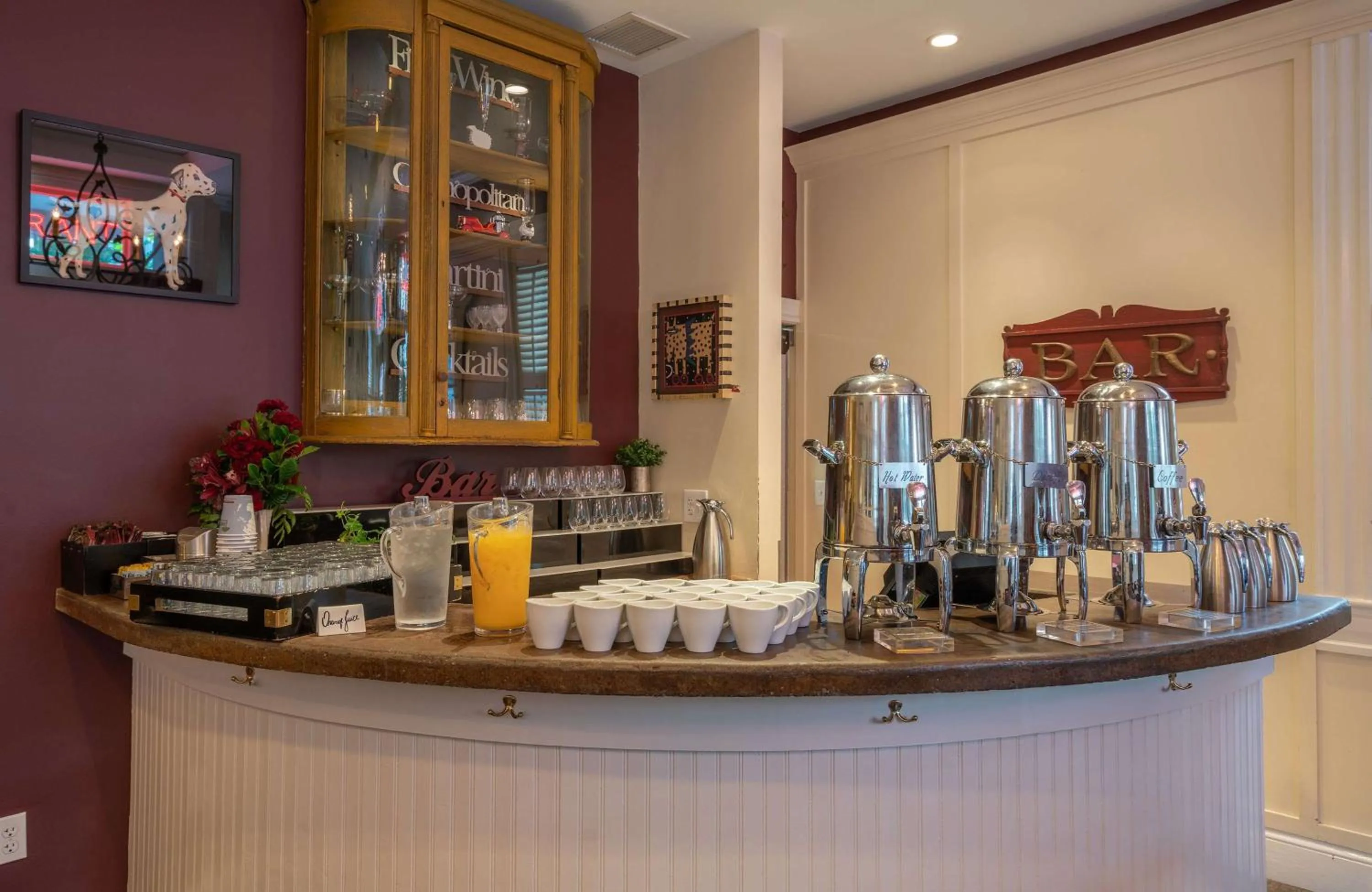 Breakfast in The Kendall Hotel at the Engine 7 Firehouse