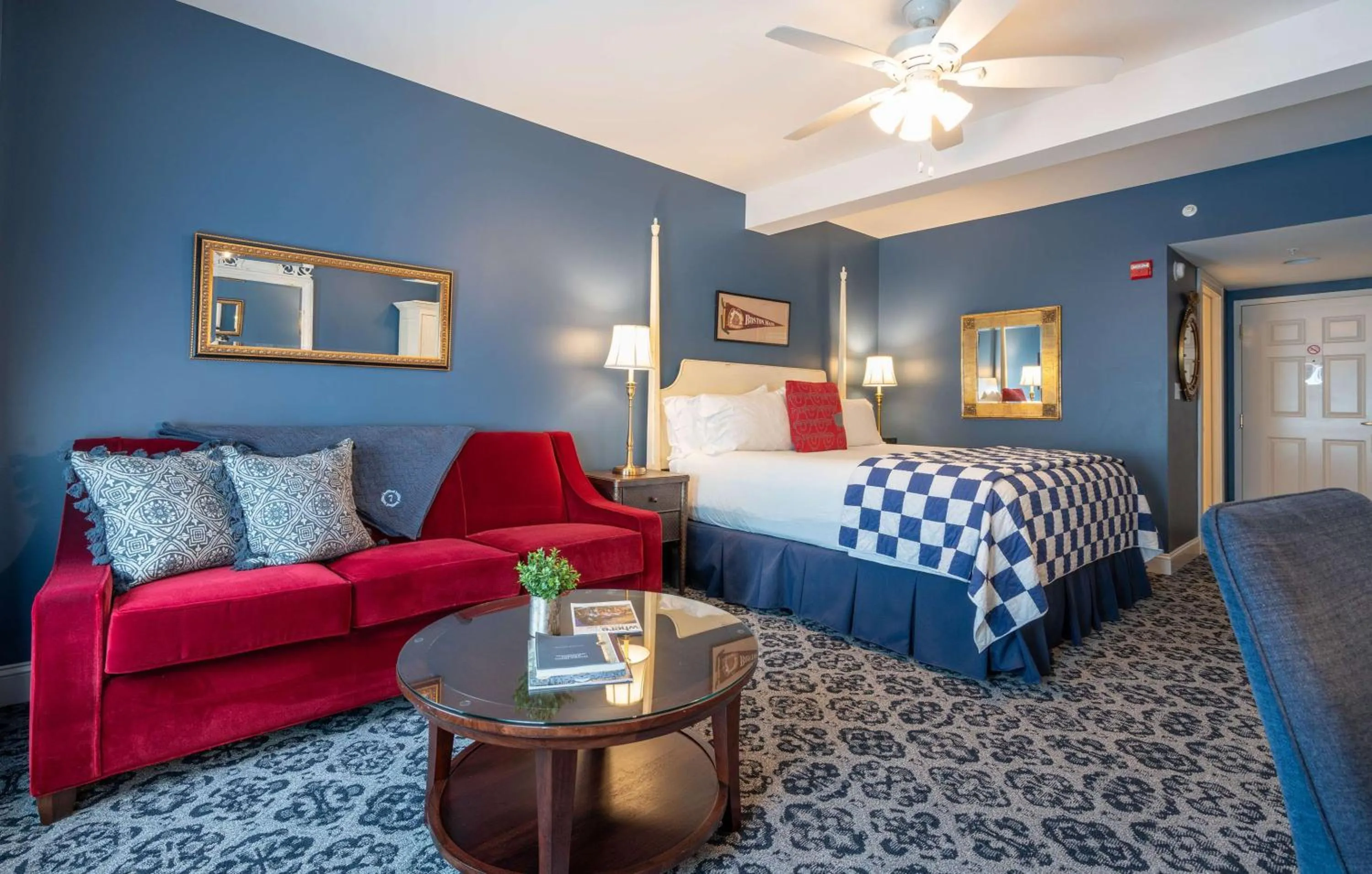 Bedroom, Bed in The Kendall Hotel at the Engine 7 Firehouse