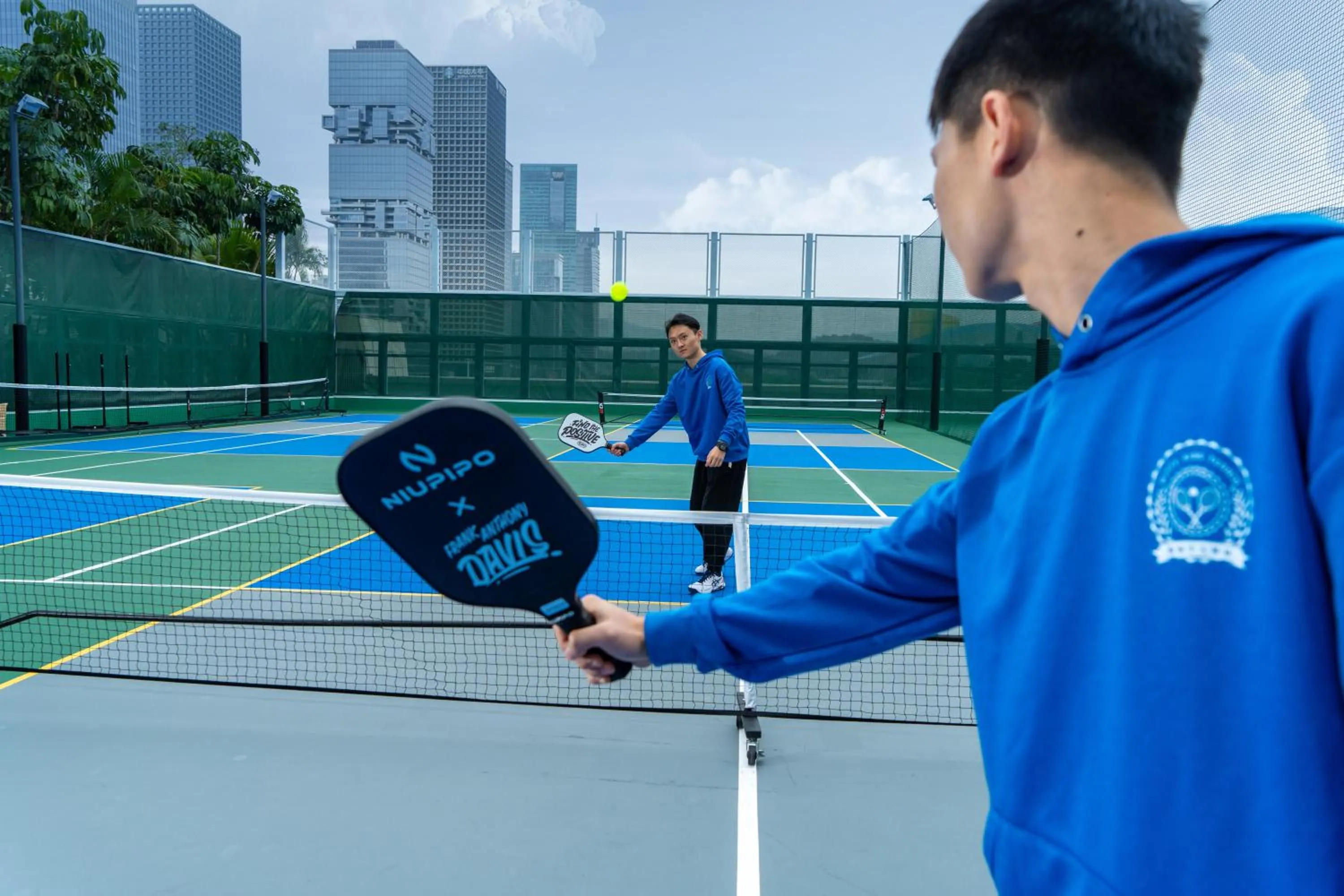 Property building in Futian Shangri-La, Shenzhen