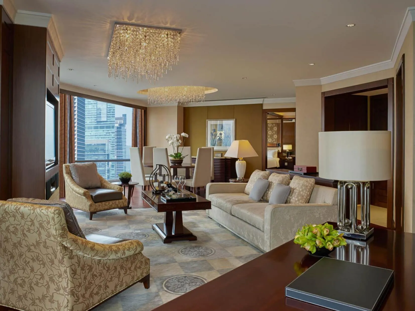 Living room in Futian Shangri-La, Shenzhen