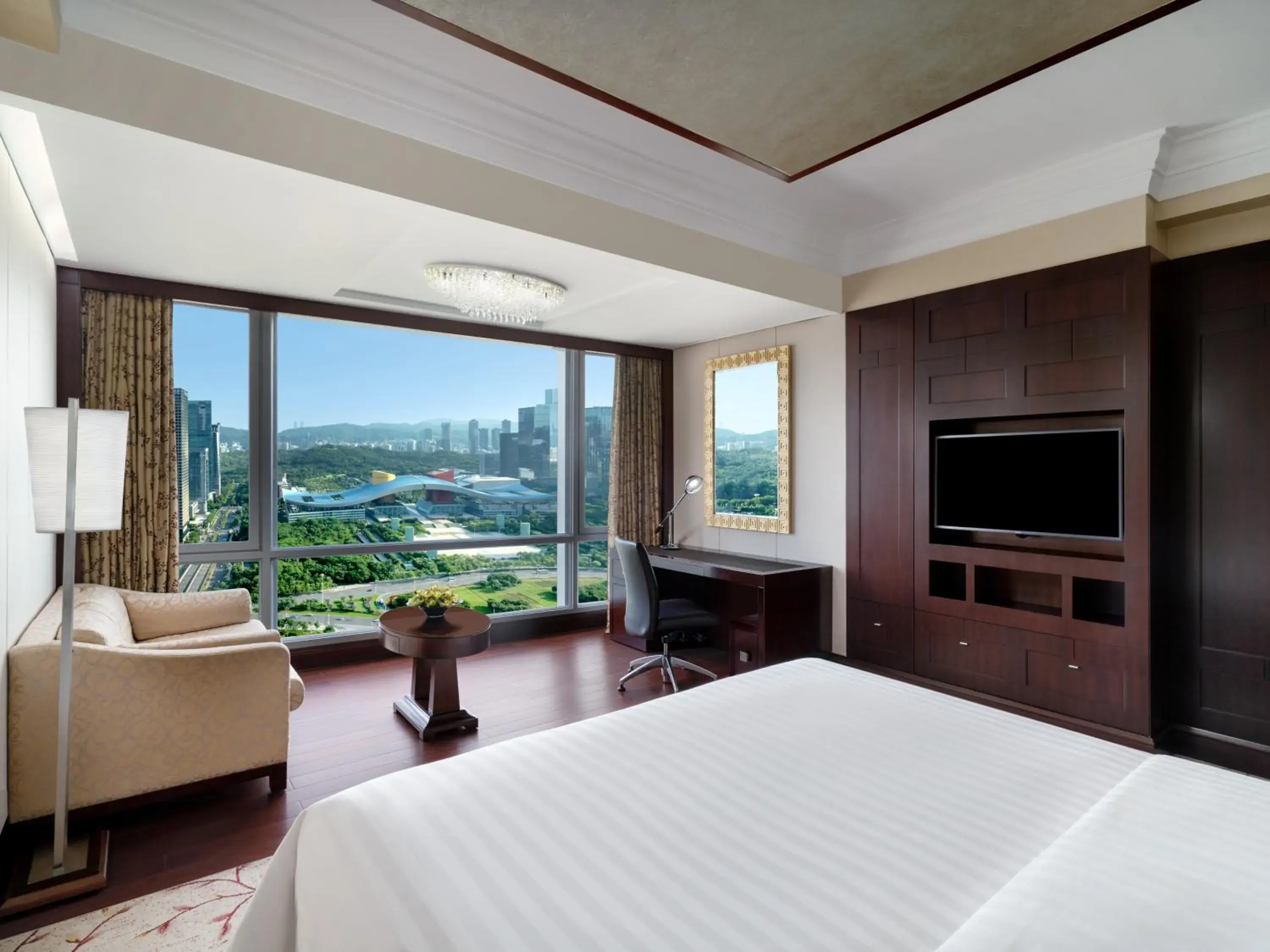 Deluxe City View King in Futian Shangri-La, Shenzhen,Near to Shenzhen Convention&Exhibition Centre, Futian Railway Station Deluxe City View King in Futian Shangri-La, Shenzhen,Near to Shenzhen Convention&Exhibition Centre, Futian Railway Station