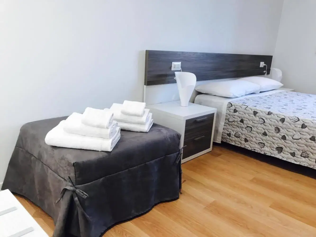 Standard Double Room - single occupancy in Four Rooms Guesthouse Standard Double Room - single occupancy in Four Rooms Guesthouse