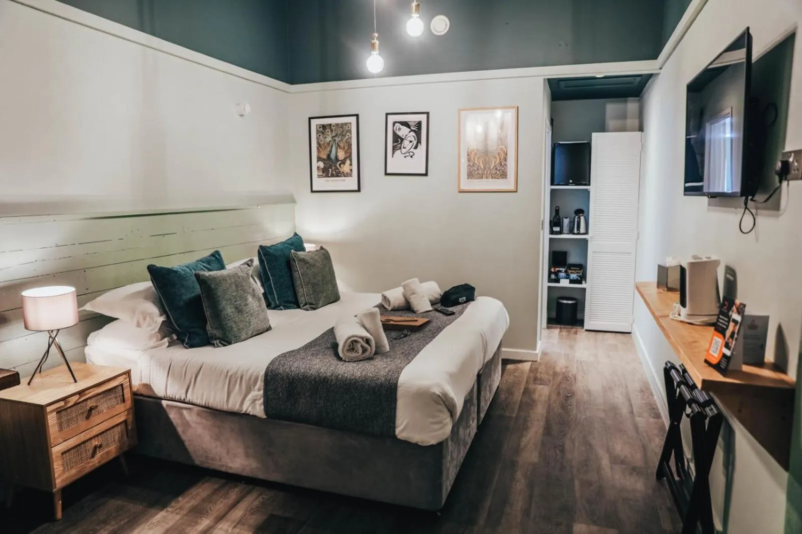 Bedroom in The Running Horse