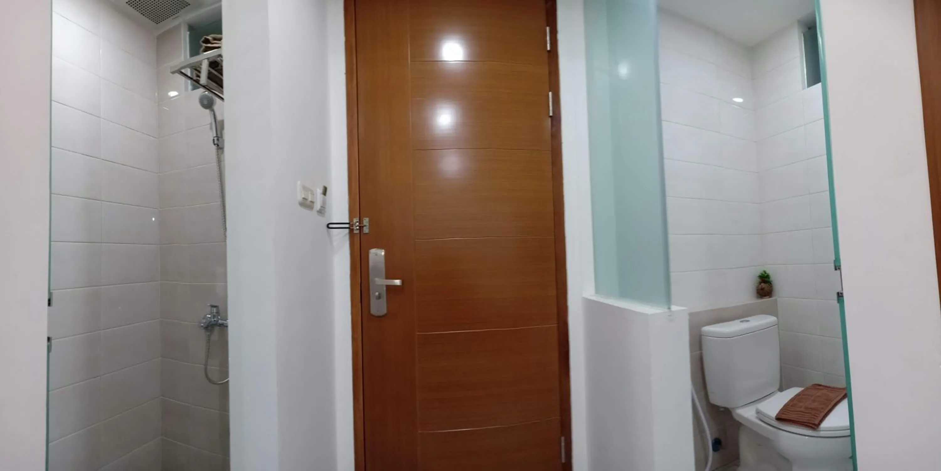 Bathroom in PETA HOSTEL Bandung