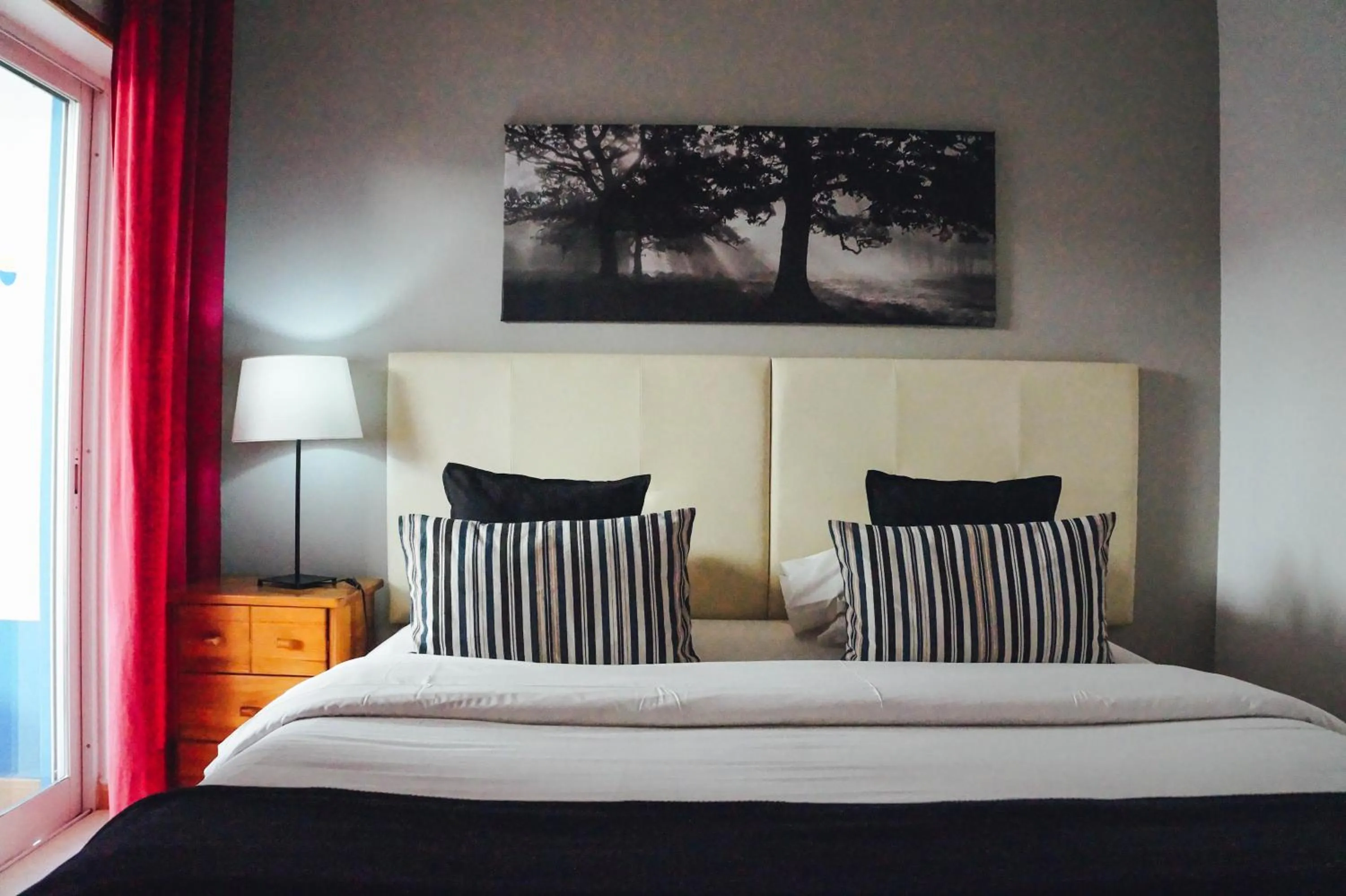 Decorative detail, Bed in Oasis Beach Apartments
