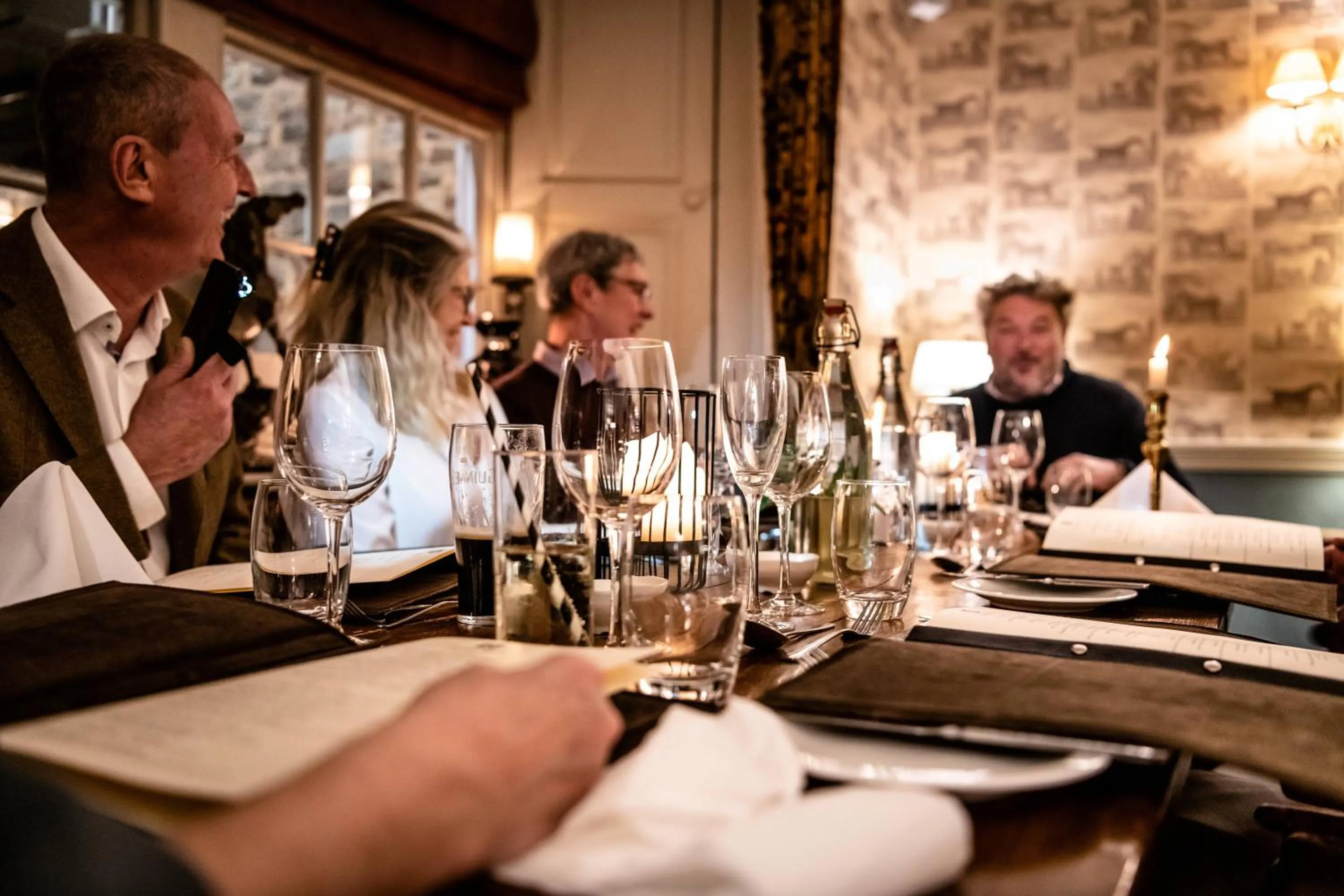 Restaurant/places to eat in Luttrell Arms