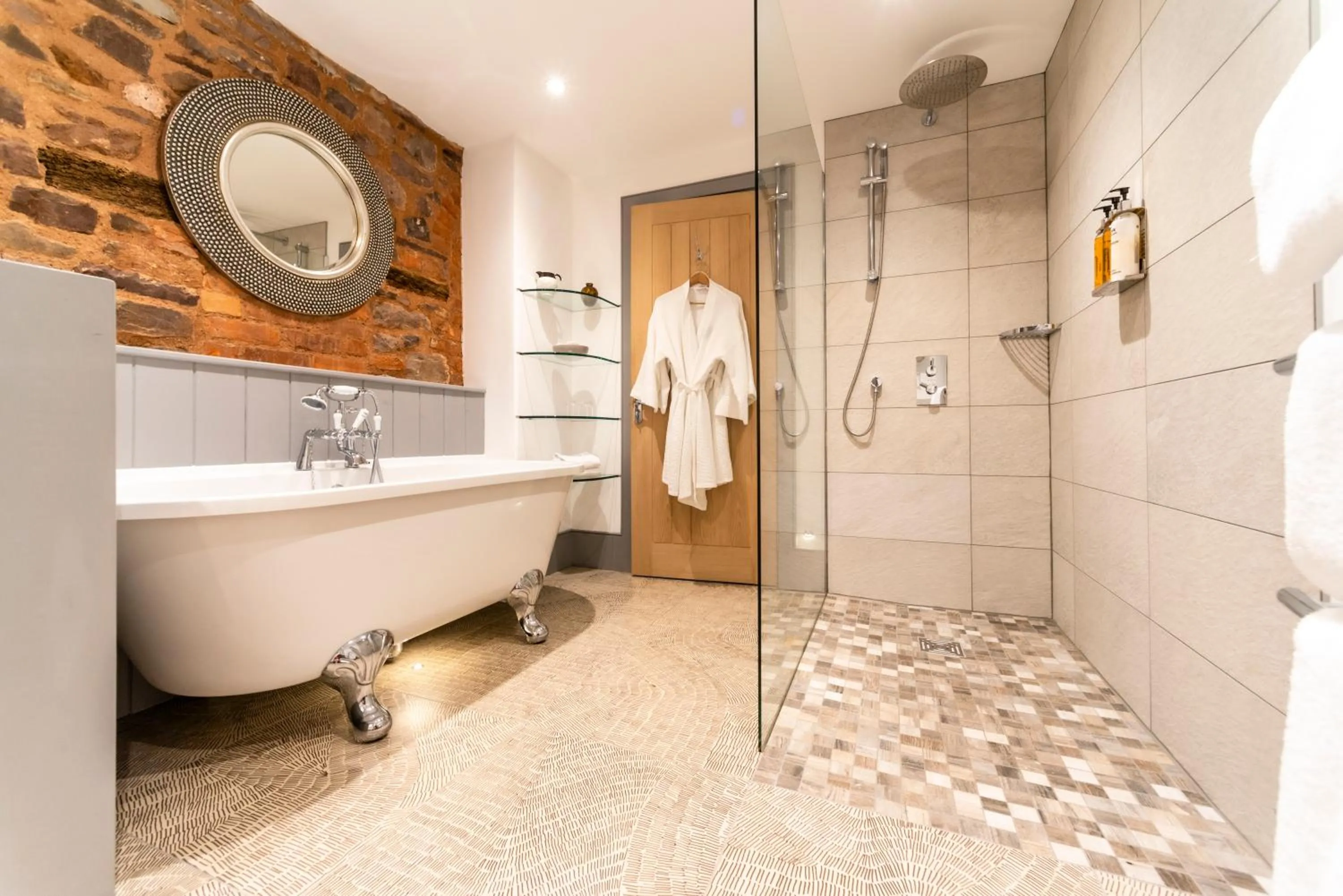 Bathroom in Luttrell Arms