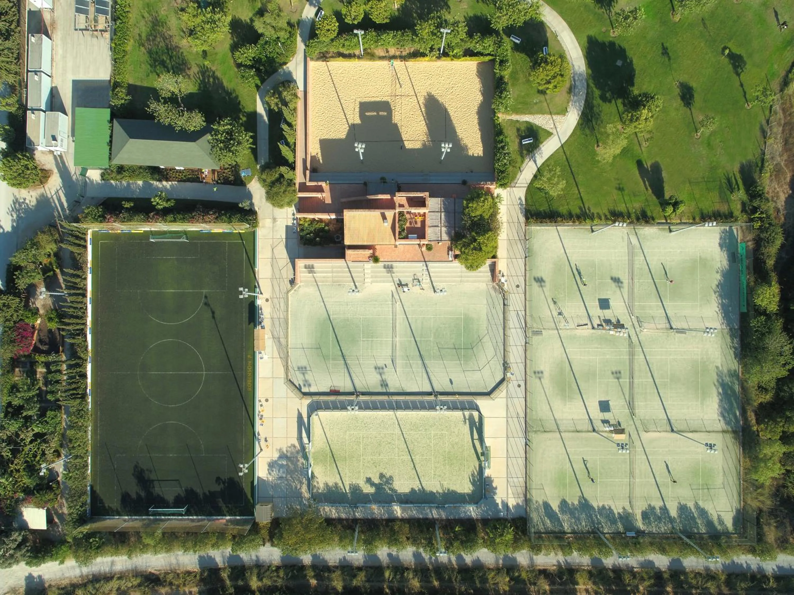 Tennis court in ROBINSON QUINTA DA RIA - All Inclusive