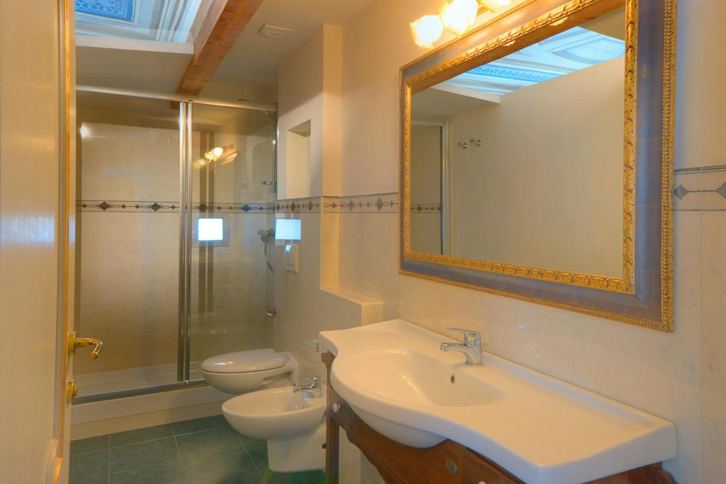 Bathroom in Il Vicolo Relais