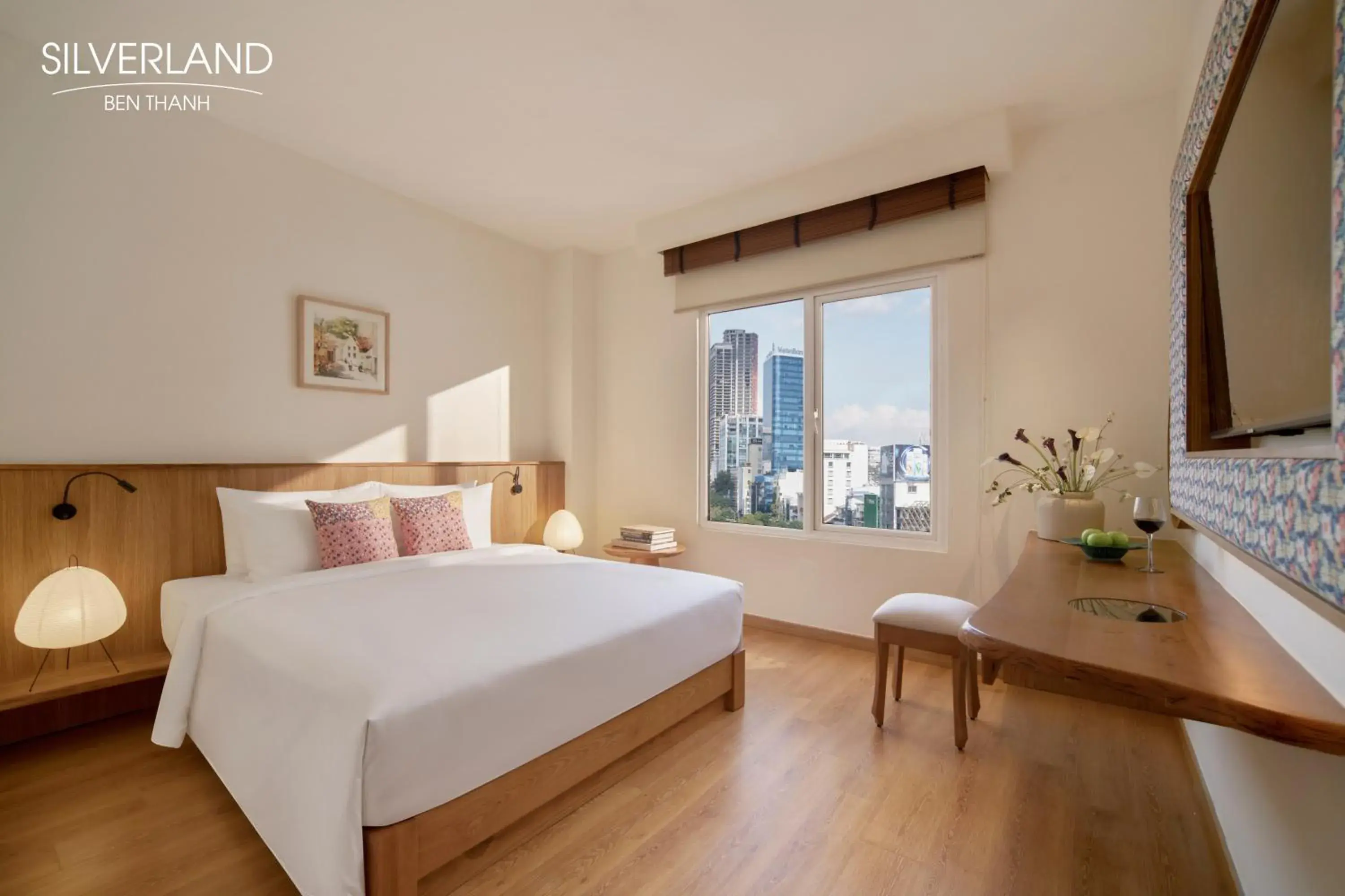 Sunshine Garden with afternoon tea in Silverland Bến Thành Sunshine Garden with afternoon tea in Silverland Bến Thành