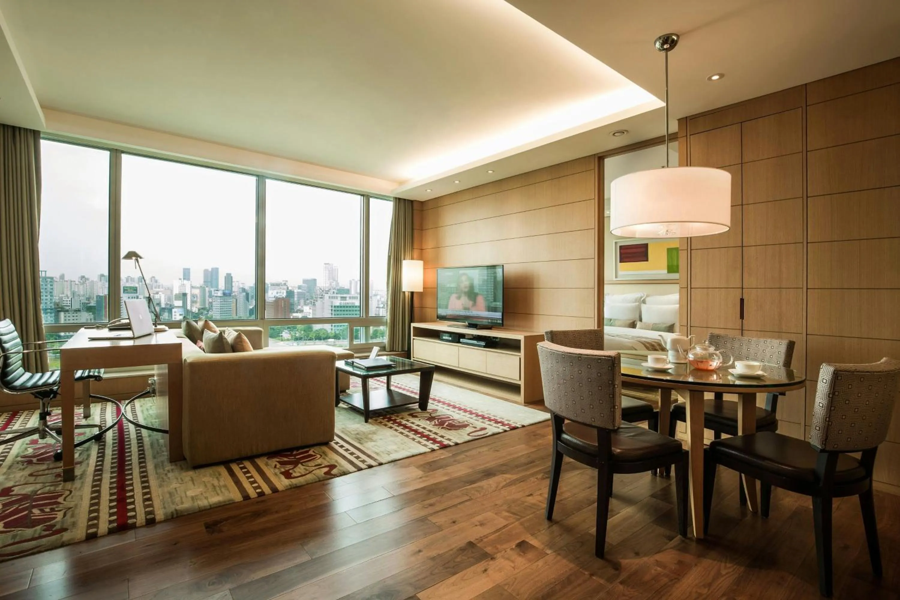 Living room in Marriott Executive Apartment Seoul