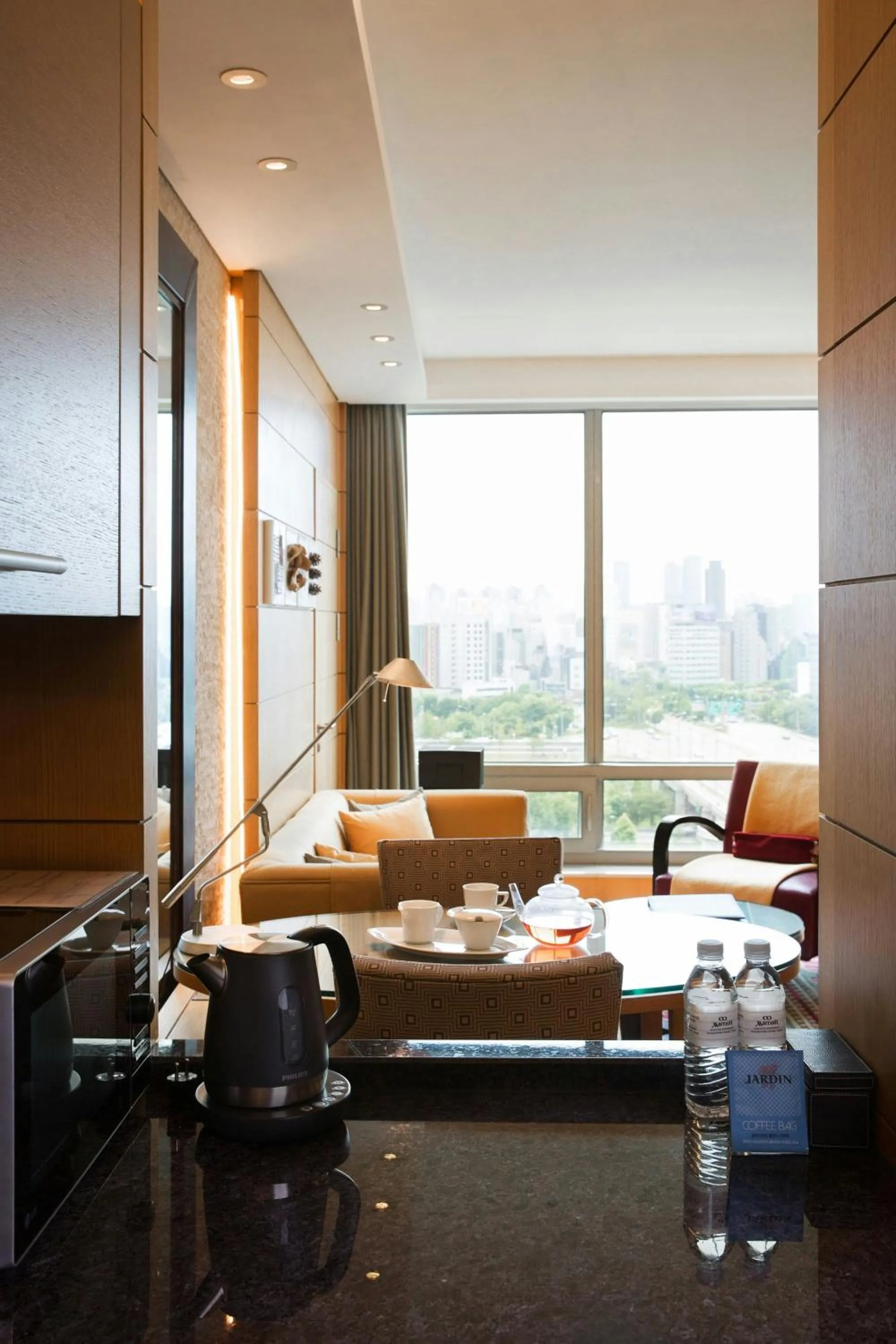 Bedroom, Bed in Marriott Executive Apartment Seoul