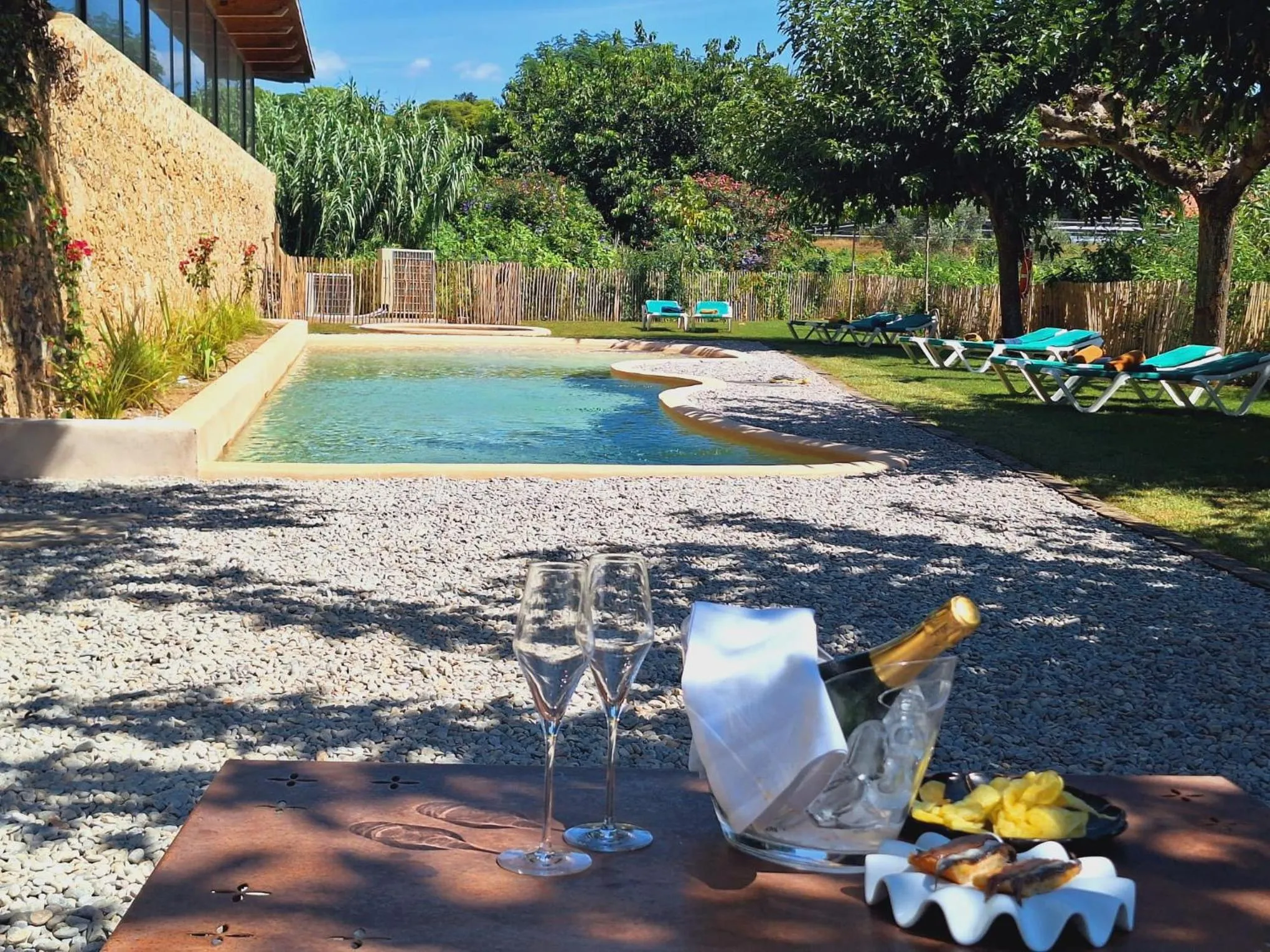 Lounge or bar in Hotel Molí de l'Escala