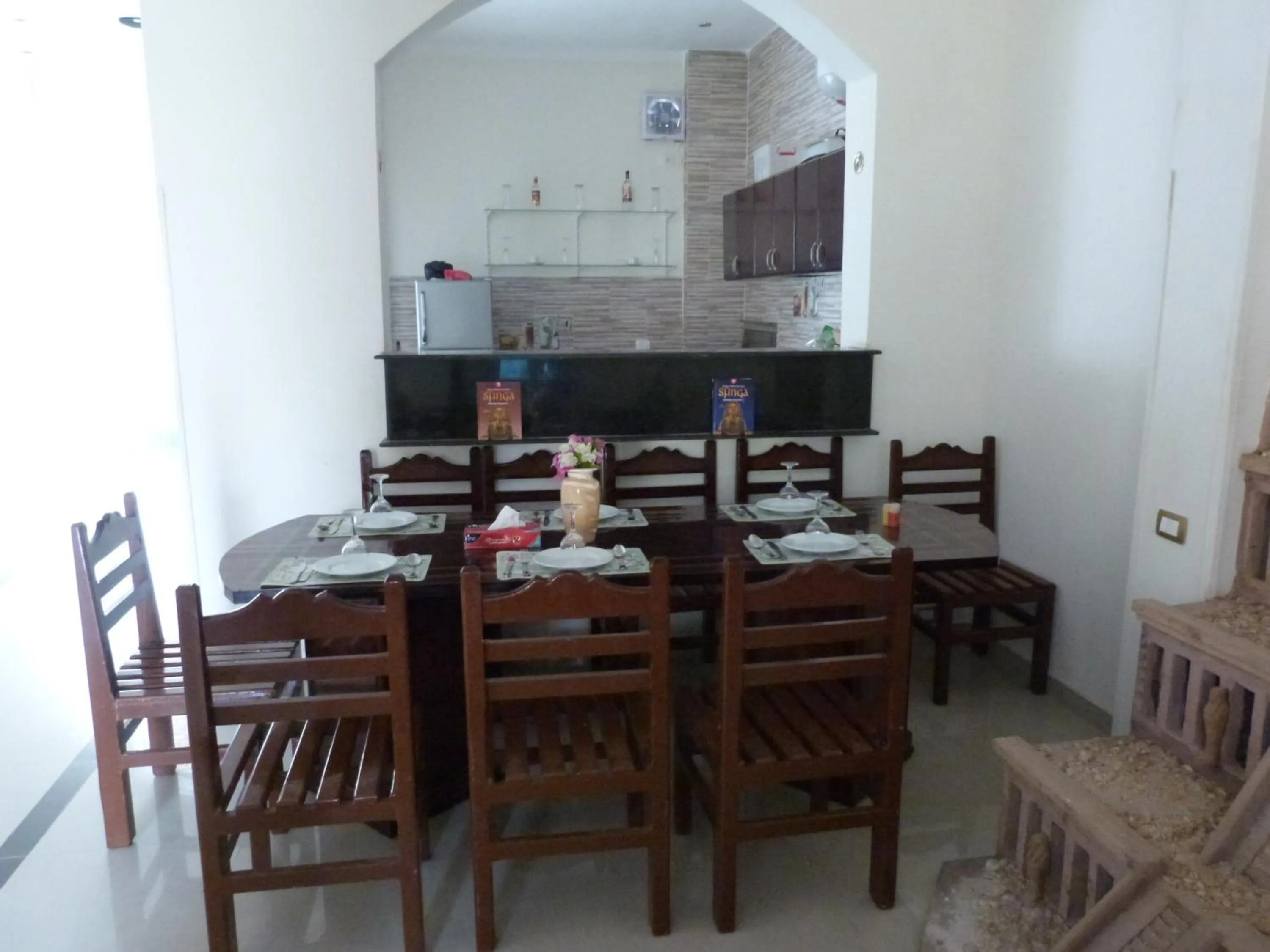 Restaurant/places to eat in Gold Ibis Hotel