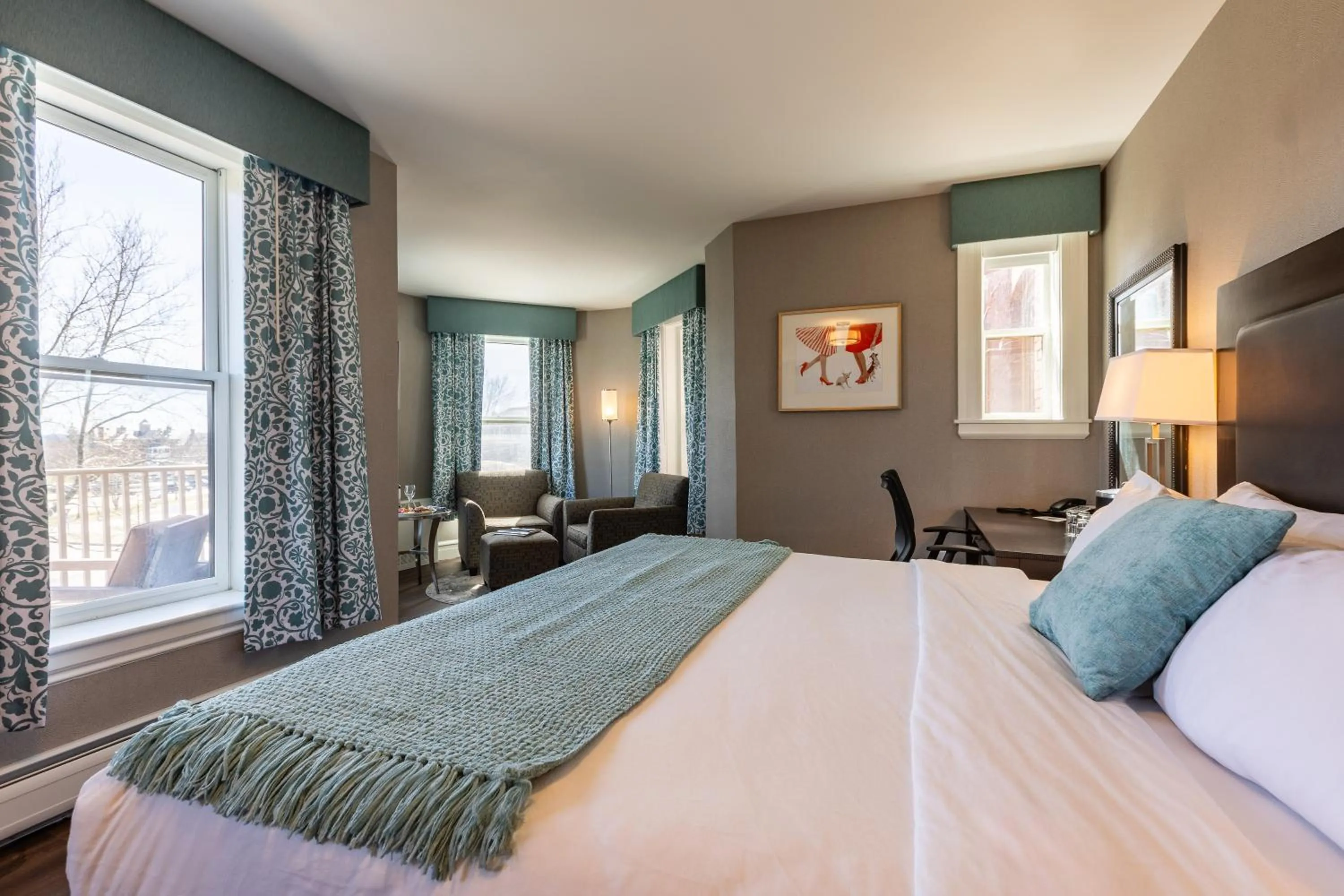 Bedroom, Bed in The Centennial Hotel