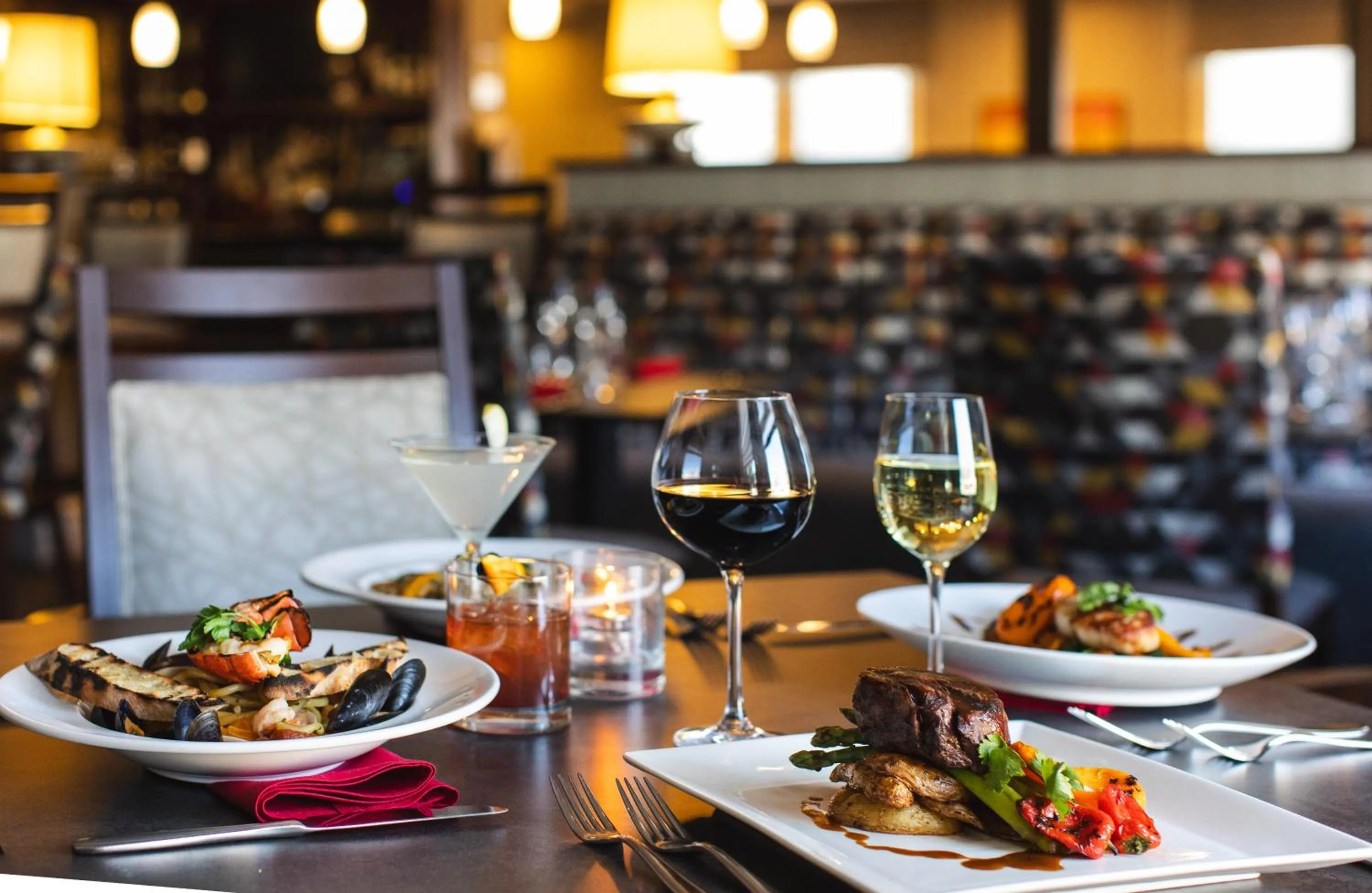 Restaurant/places to eat in The Centennial Hotel