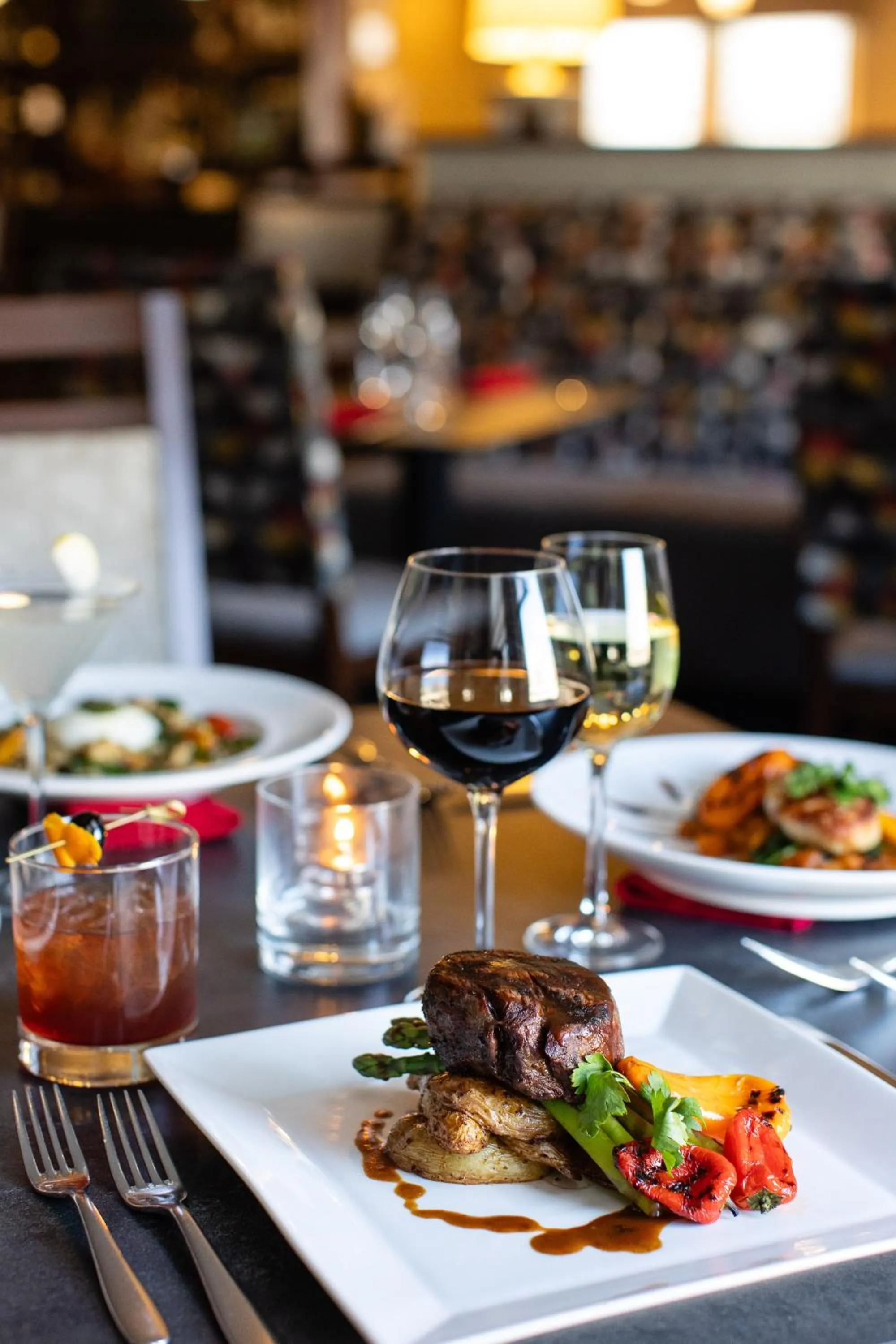 Restaurant/places to eat in The Centennial Hotel