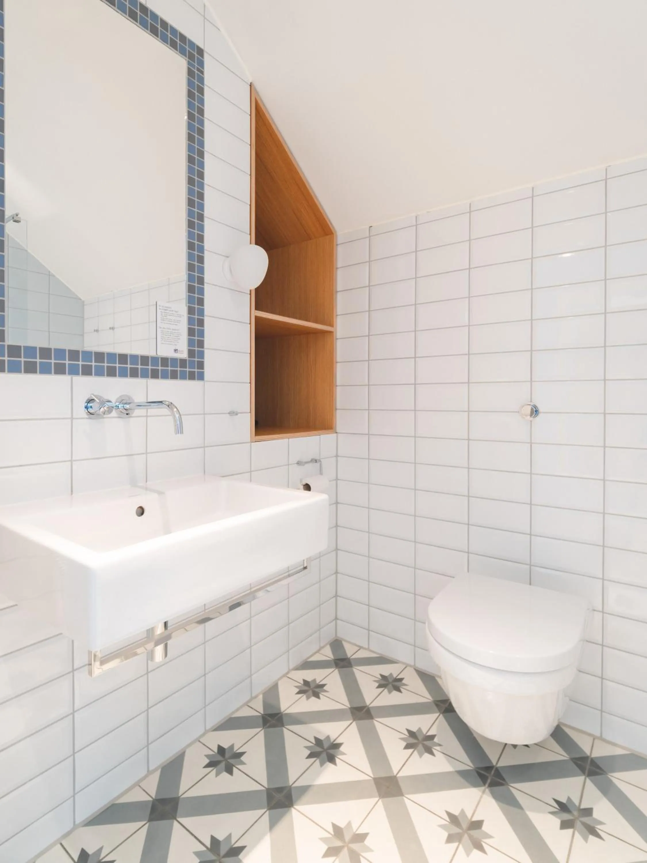 Bathroom in Grand Hotel Egersund