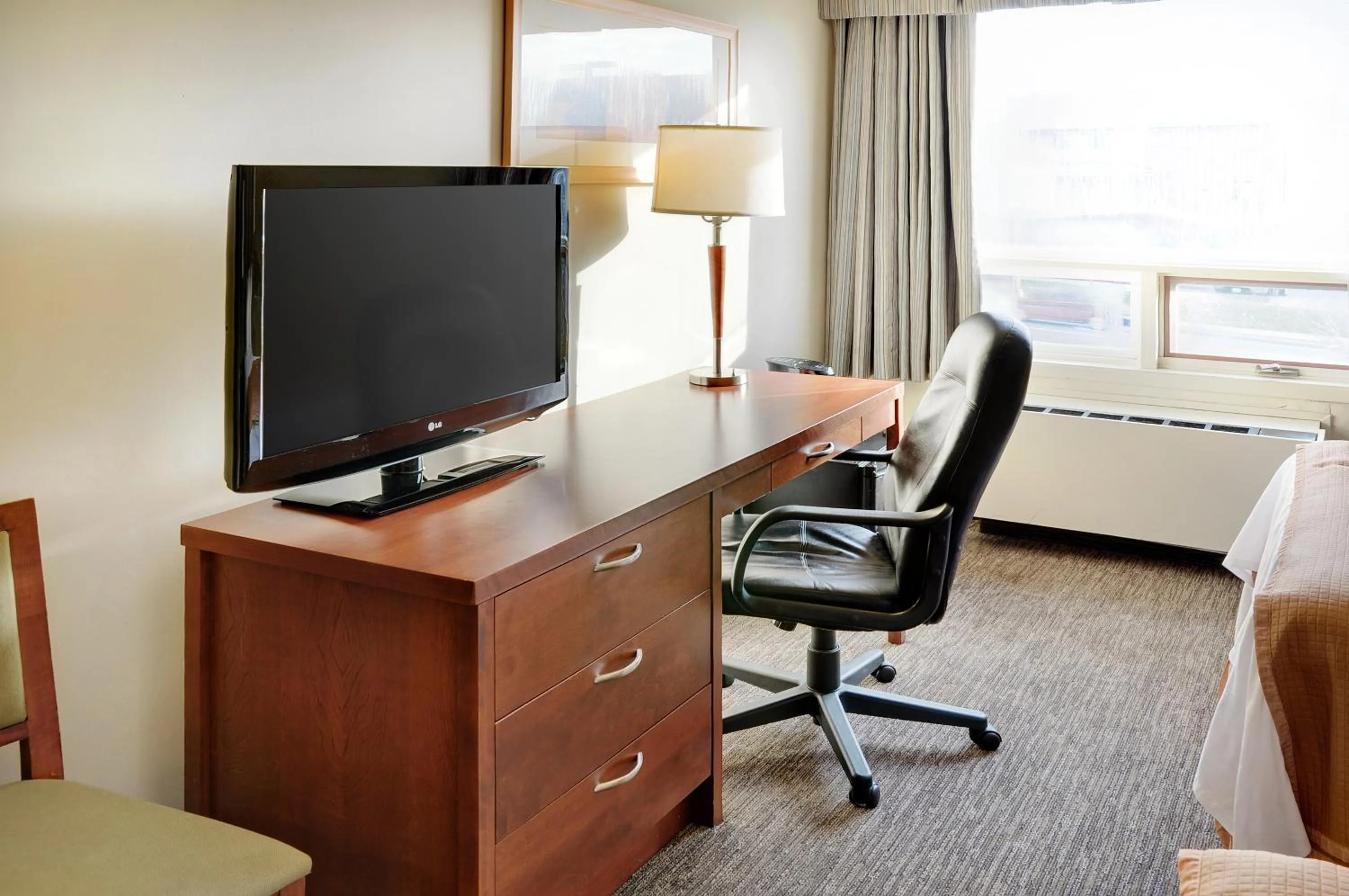 TV and multimedia in Quality Inn