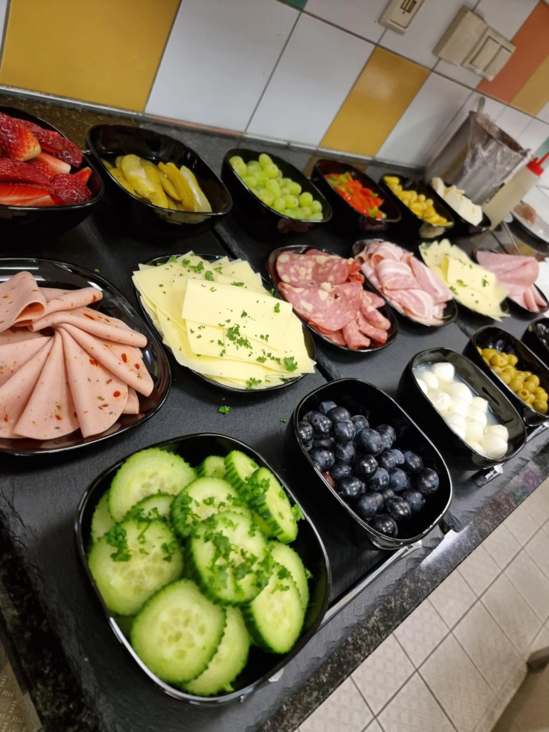 Buffet breakfast in Haiminger Hof