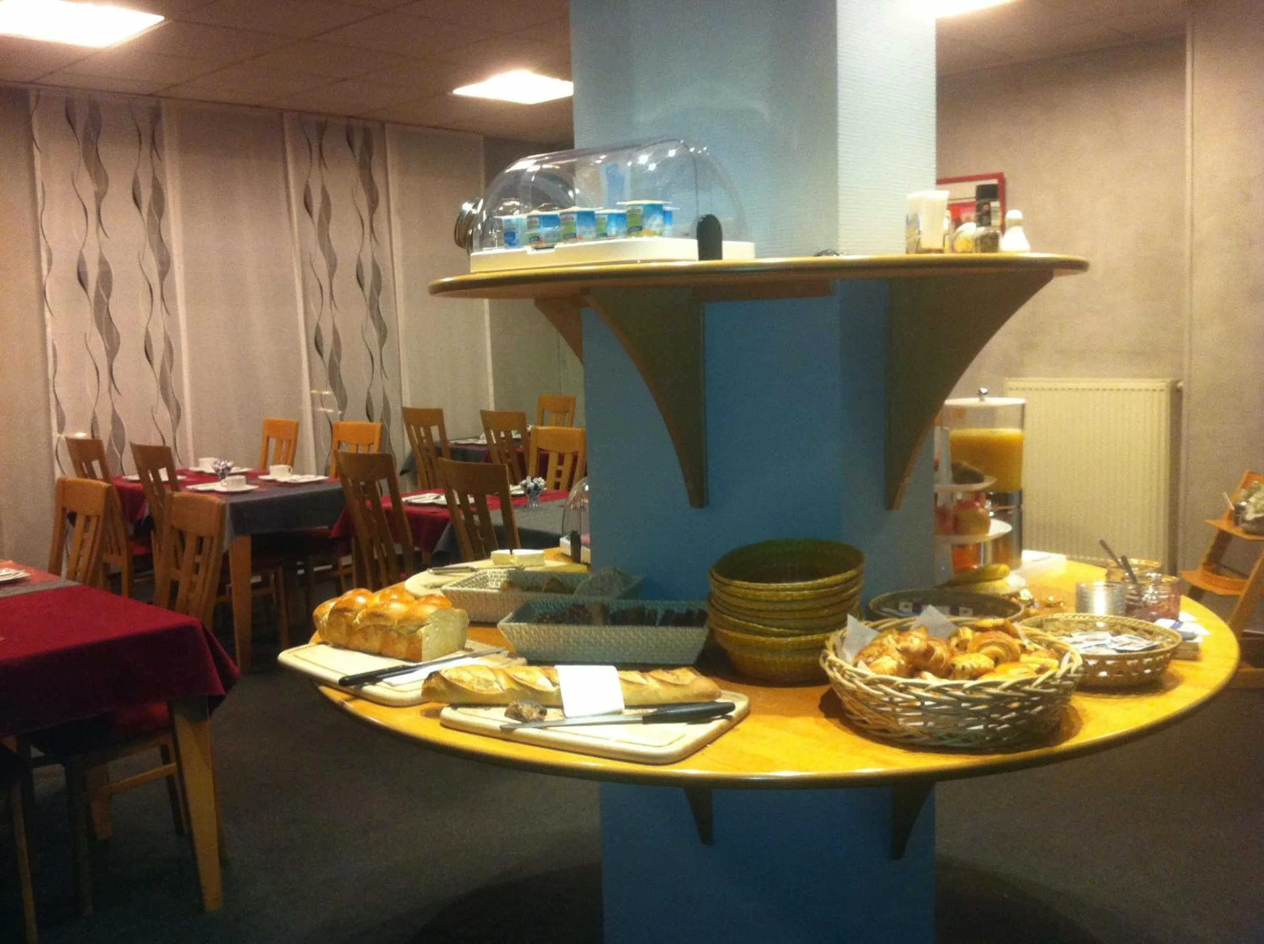 Buffet breakfast in Amadeus Hotel