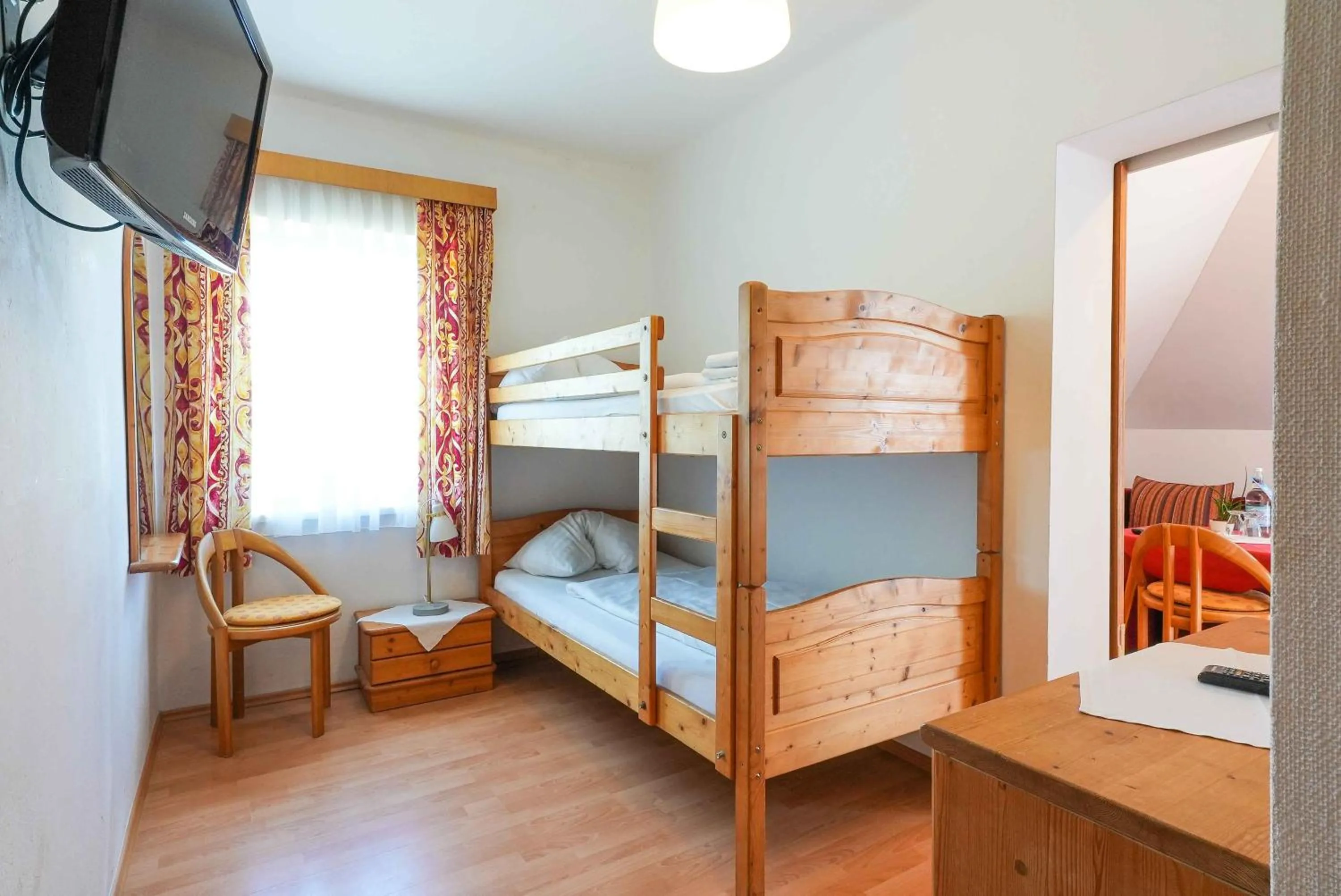 bunk bed in Strandhotel Pichler