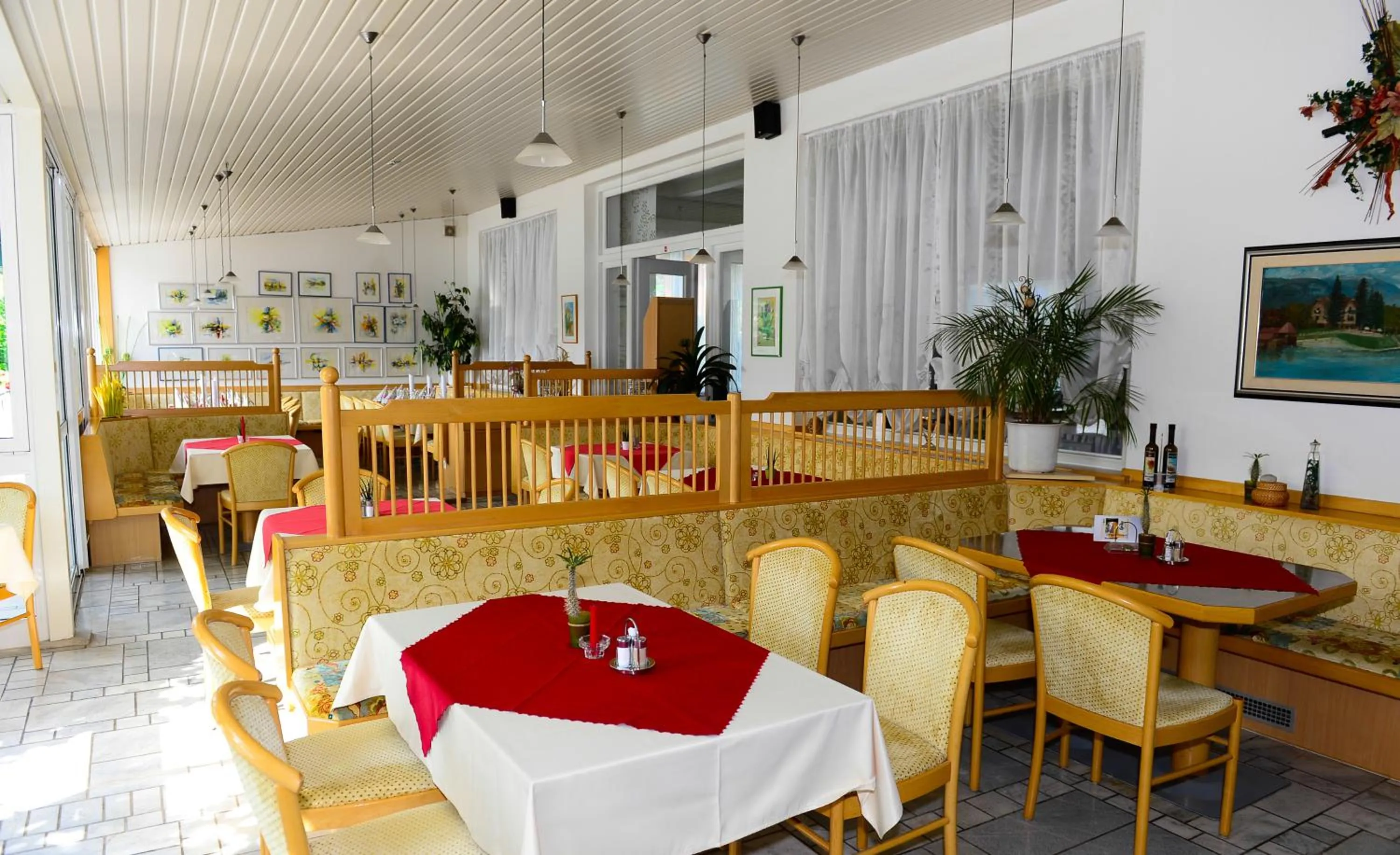 Restaurant/places to eat in Strandhotel Pichler